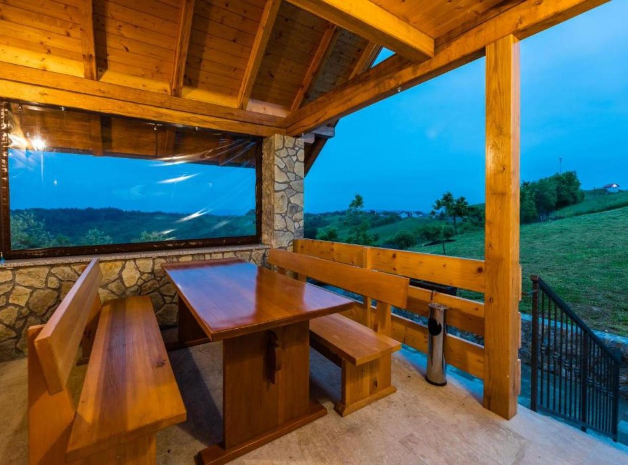Apartment Stone and Wood view 4