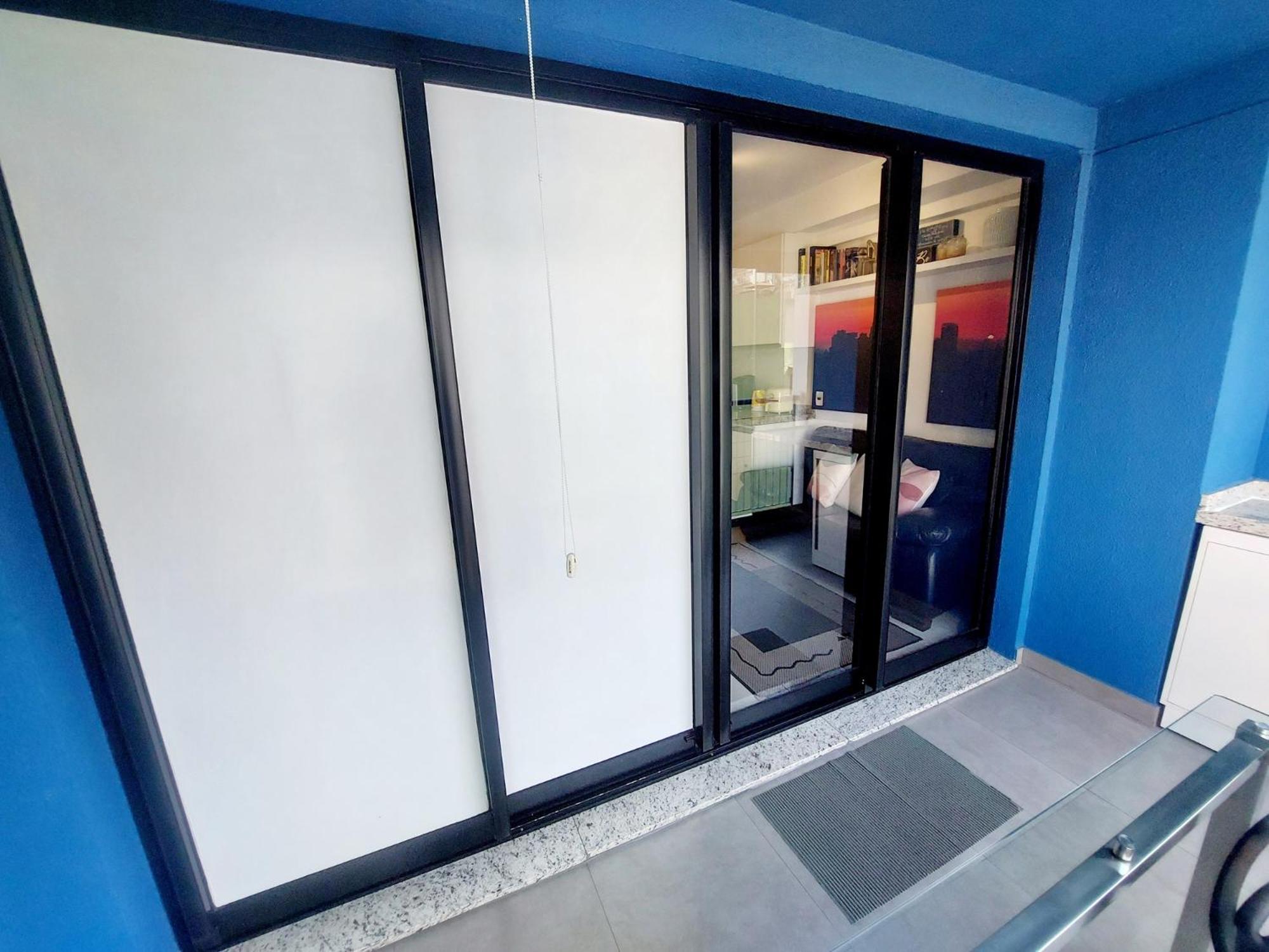 TEM TUDO Piscina Academia Sauna Squash