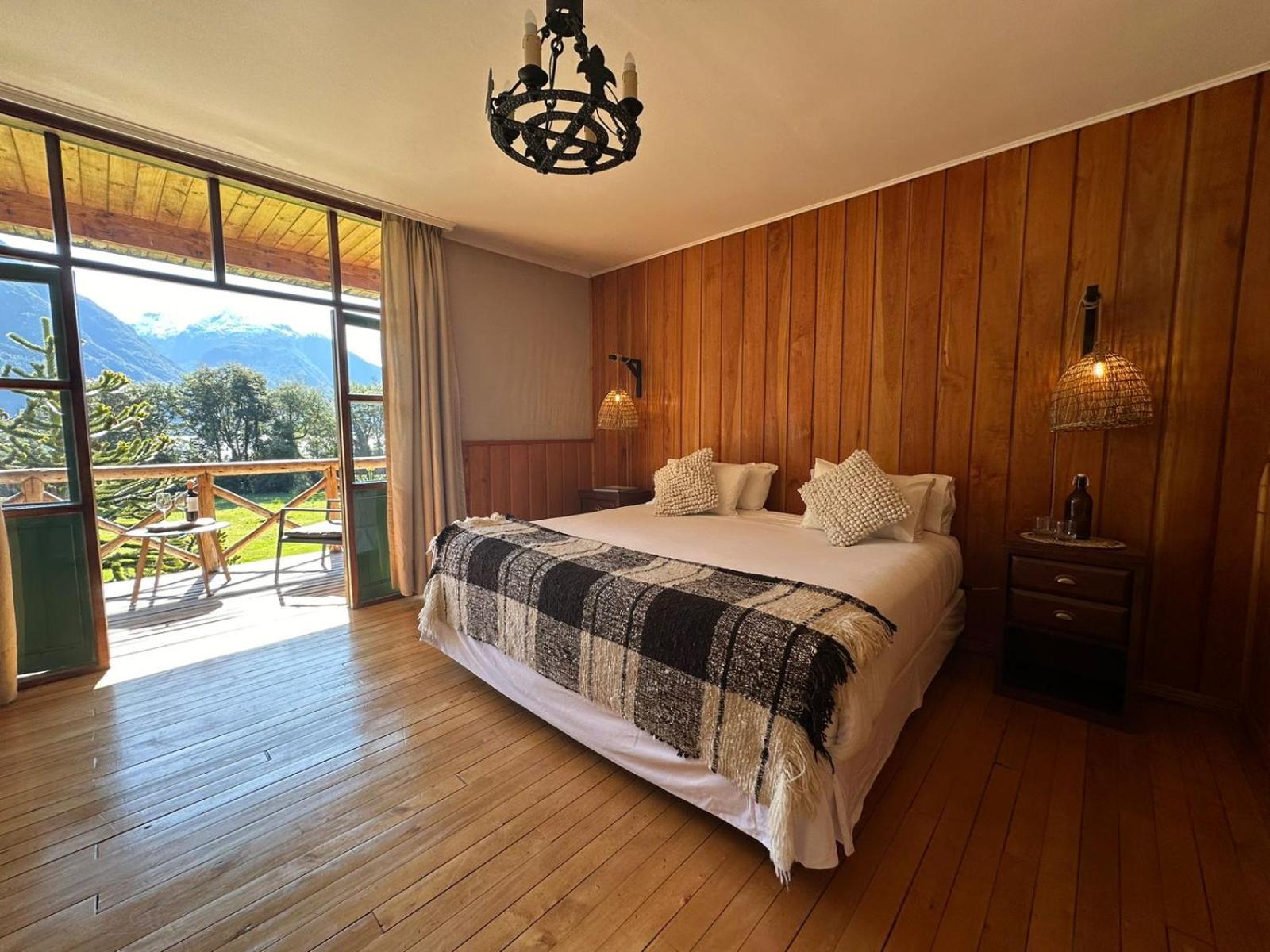 Mitico Puelo Lodge view 4