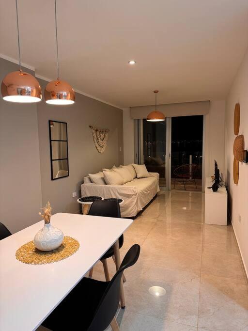PISO 7 Edif Alarif Trench