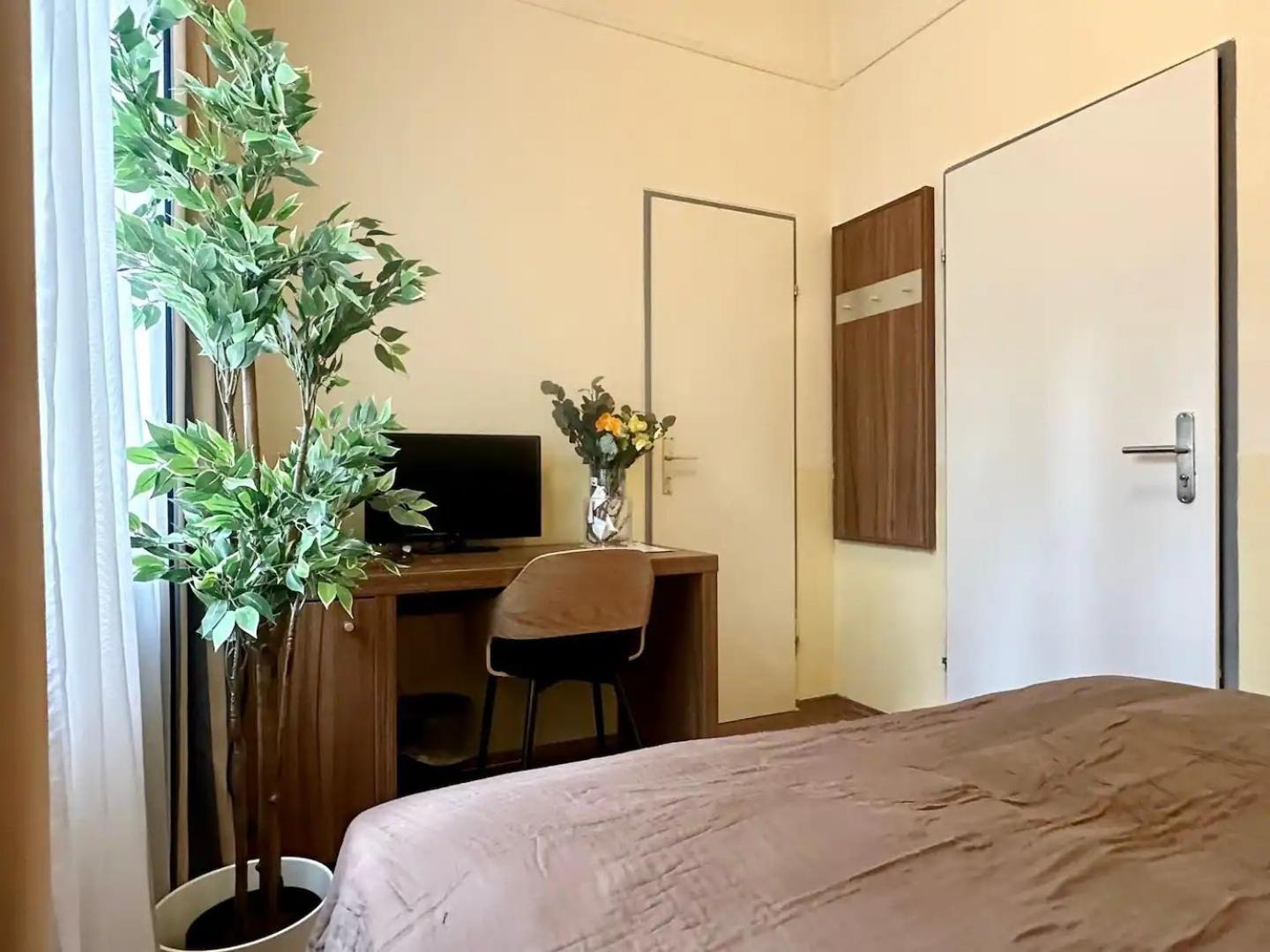 hotel room