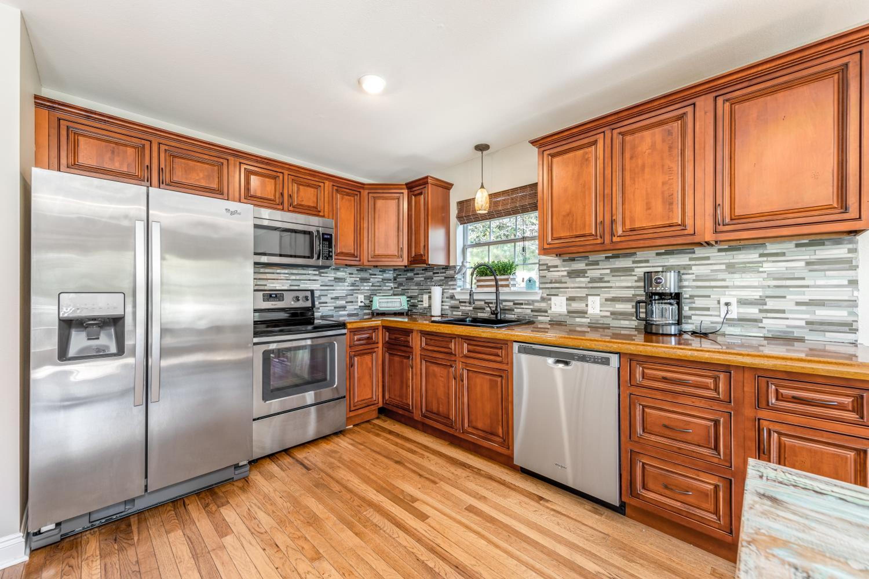 Gorgeous Bay-View Home 10 Min From Grayton Beach view 5