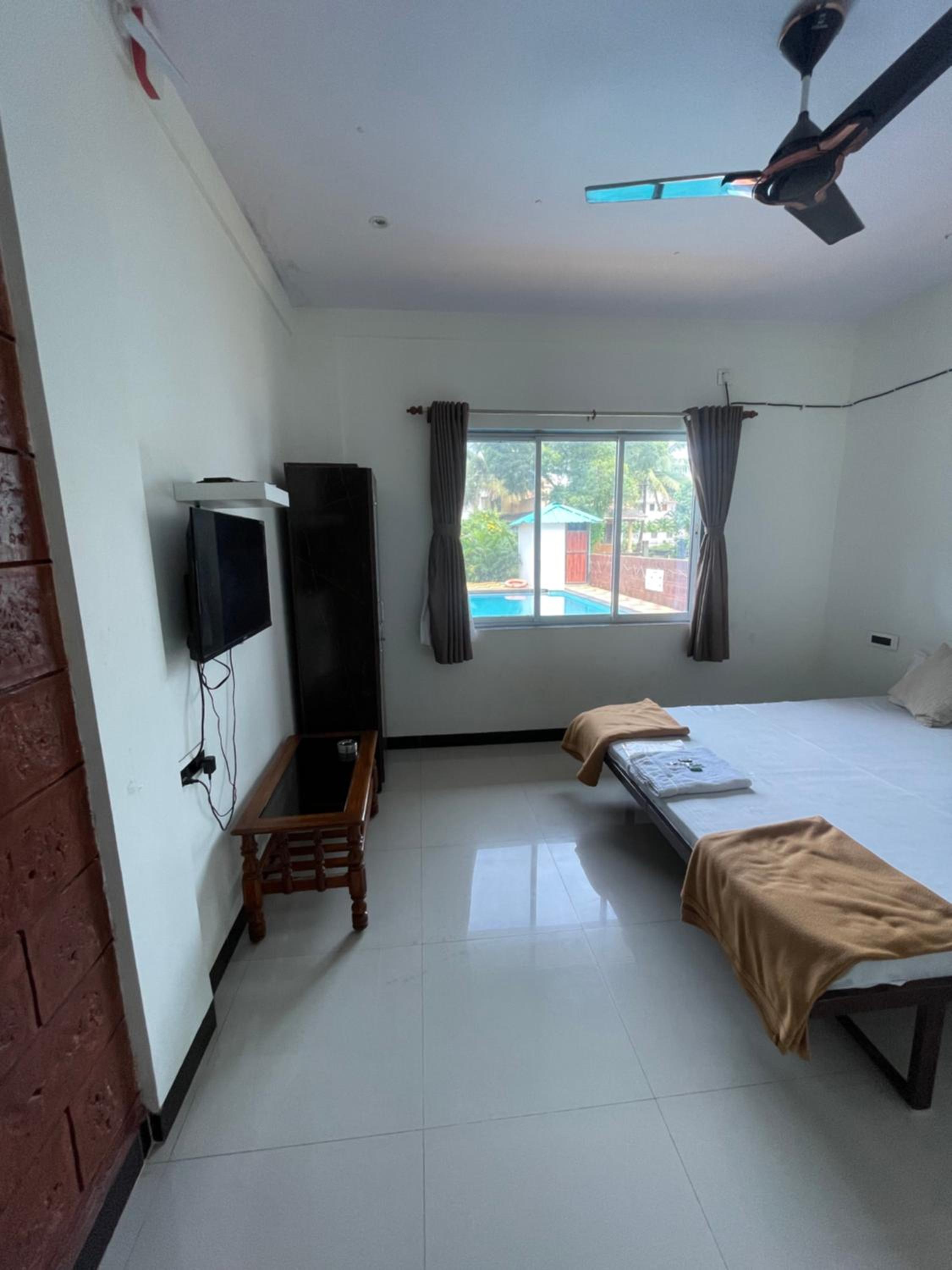 Scarlet Resort