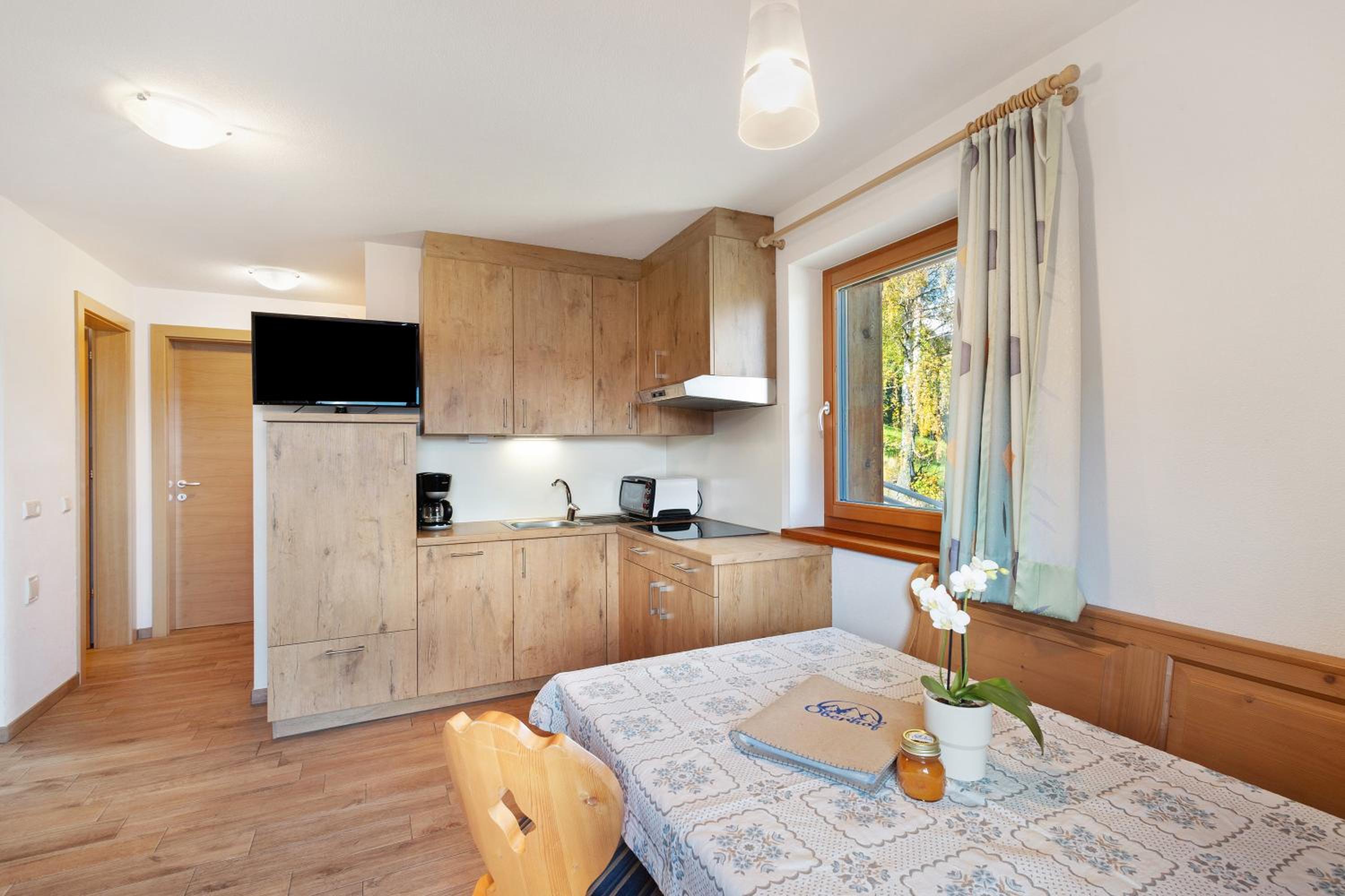 Oberhof Apt Lärchenwald view 5