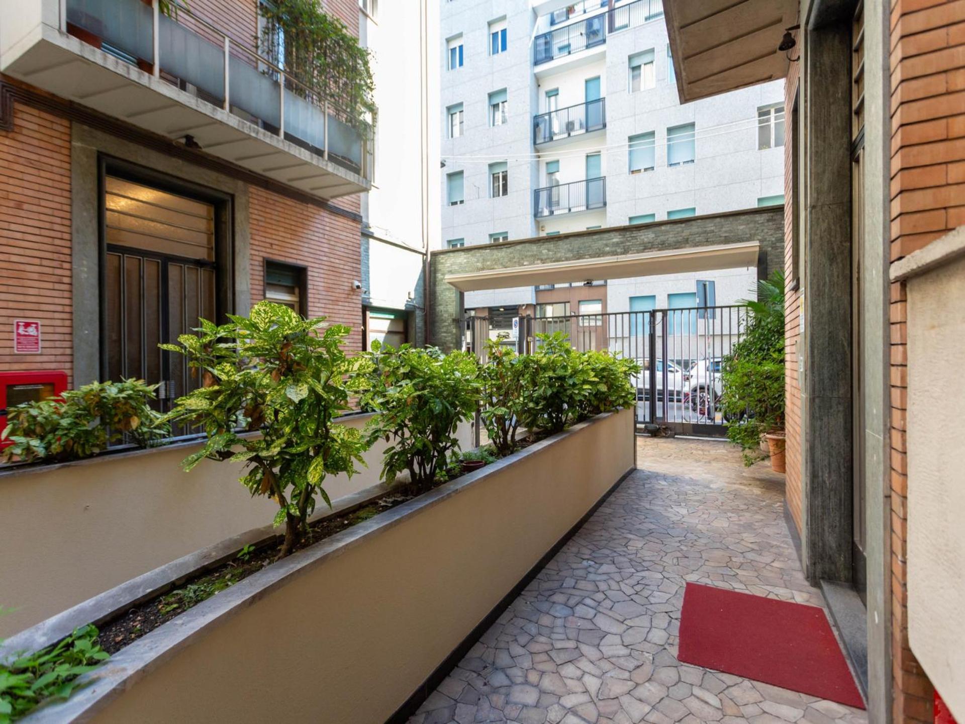 The Best Rent - Spacious two-bedroom apartment in Crocetta