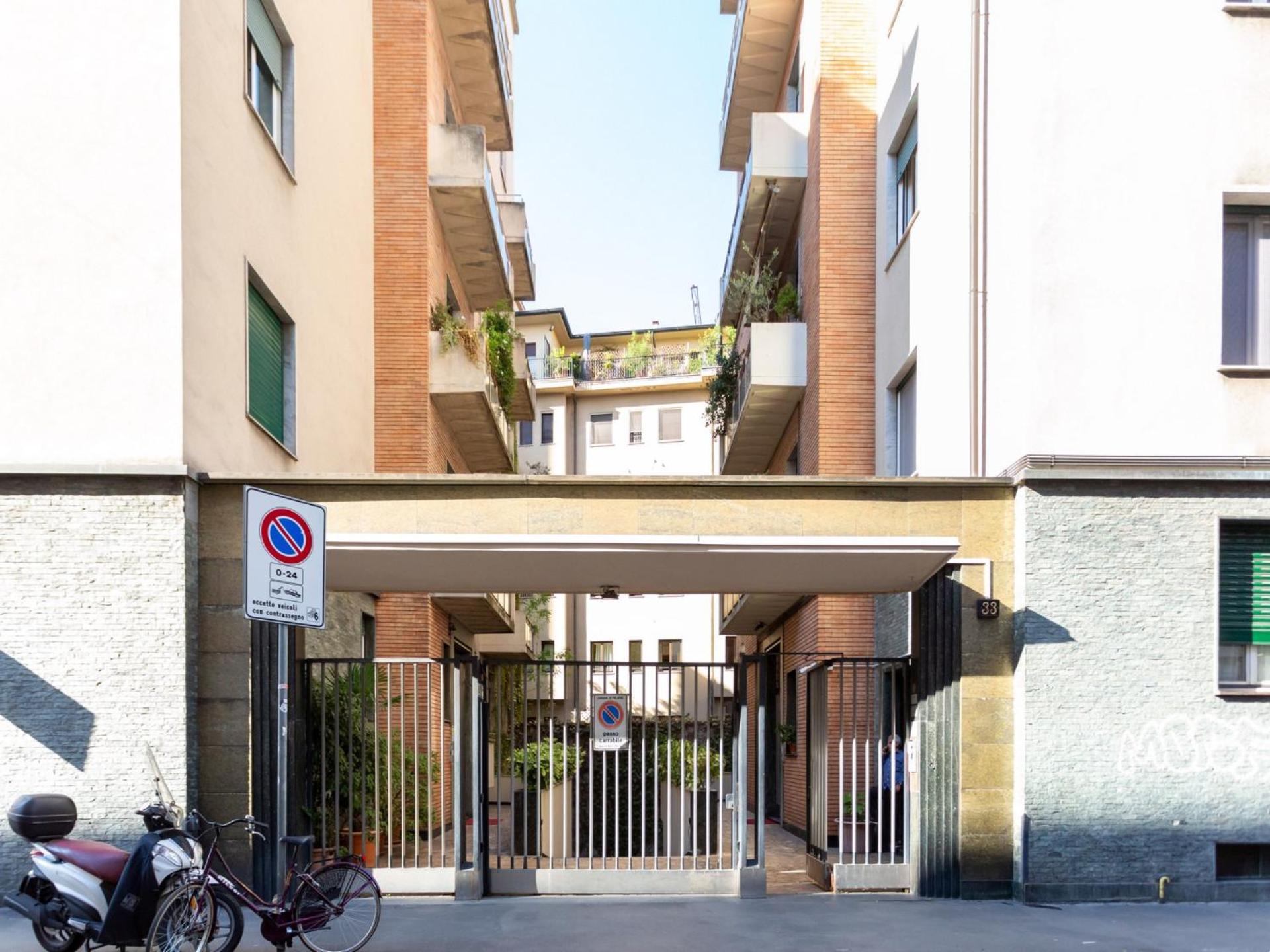 The Best Rent - Spacious two-bedroom apartment in Crocetta