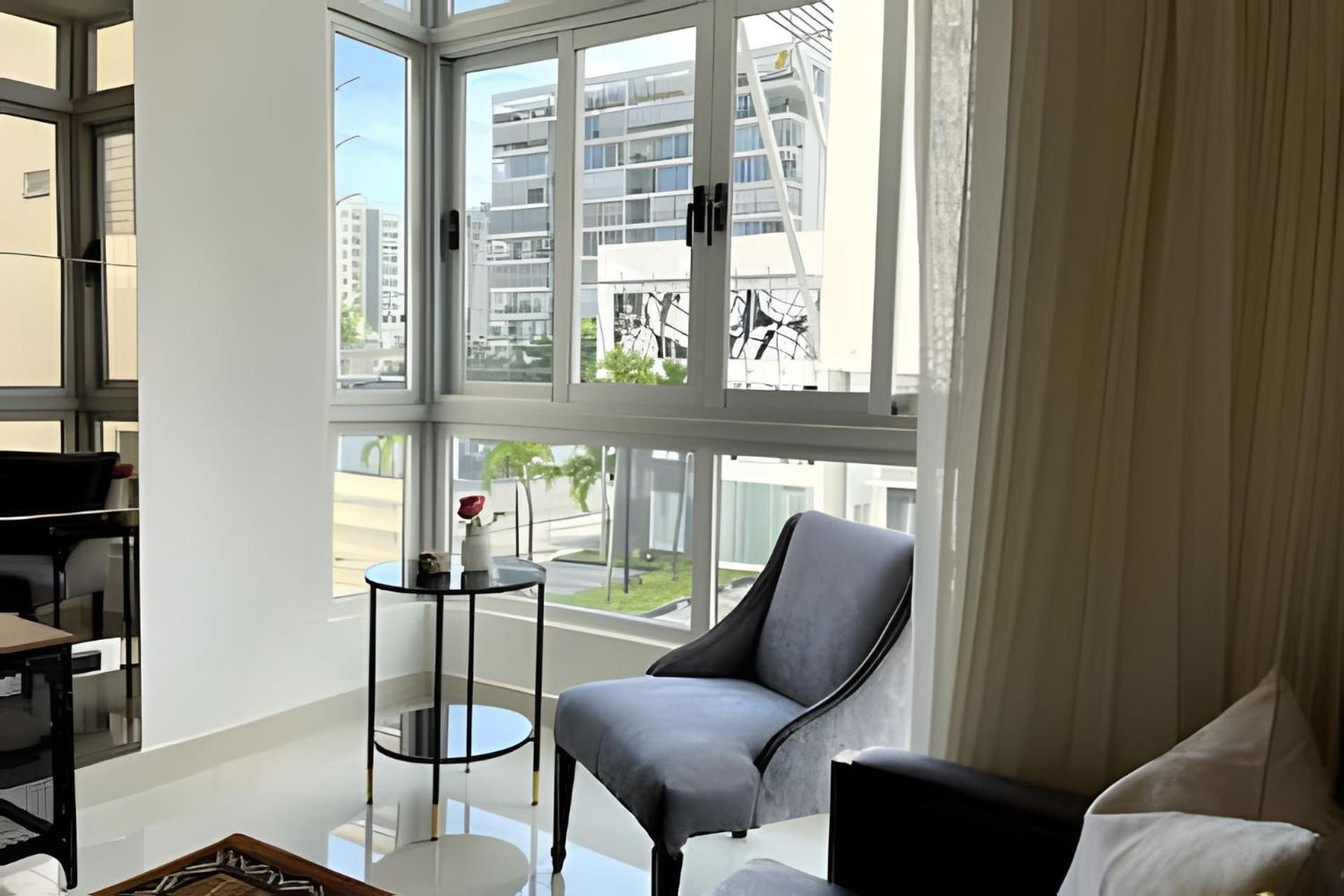 Downtown Suite| Infinity POOL 3mins Agora Mall