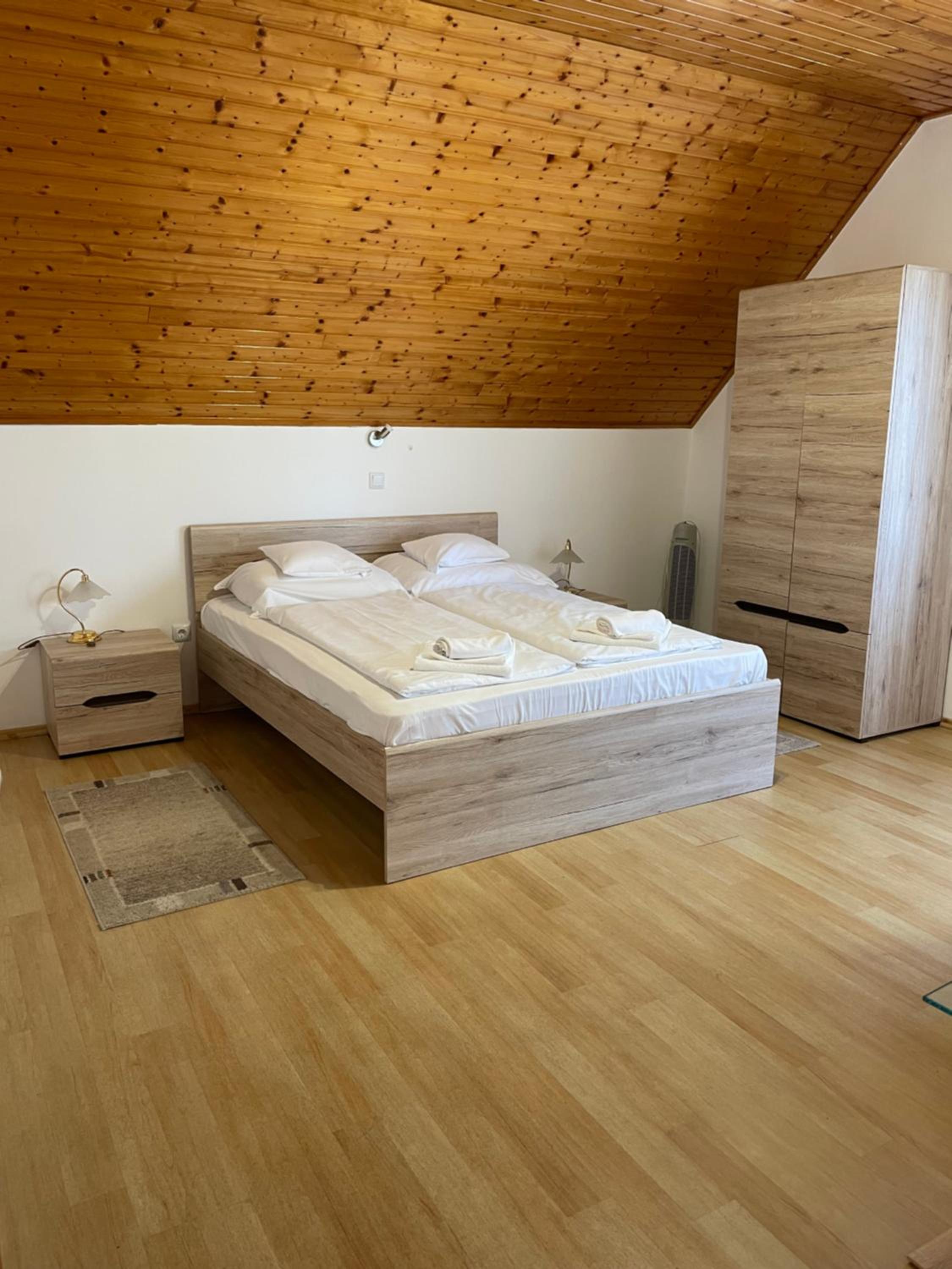 Leitner Apartman