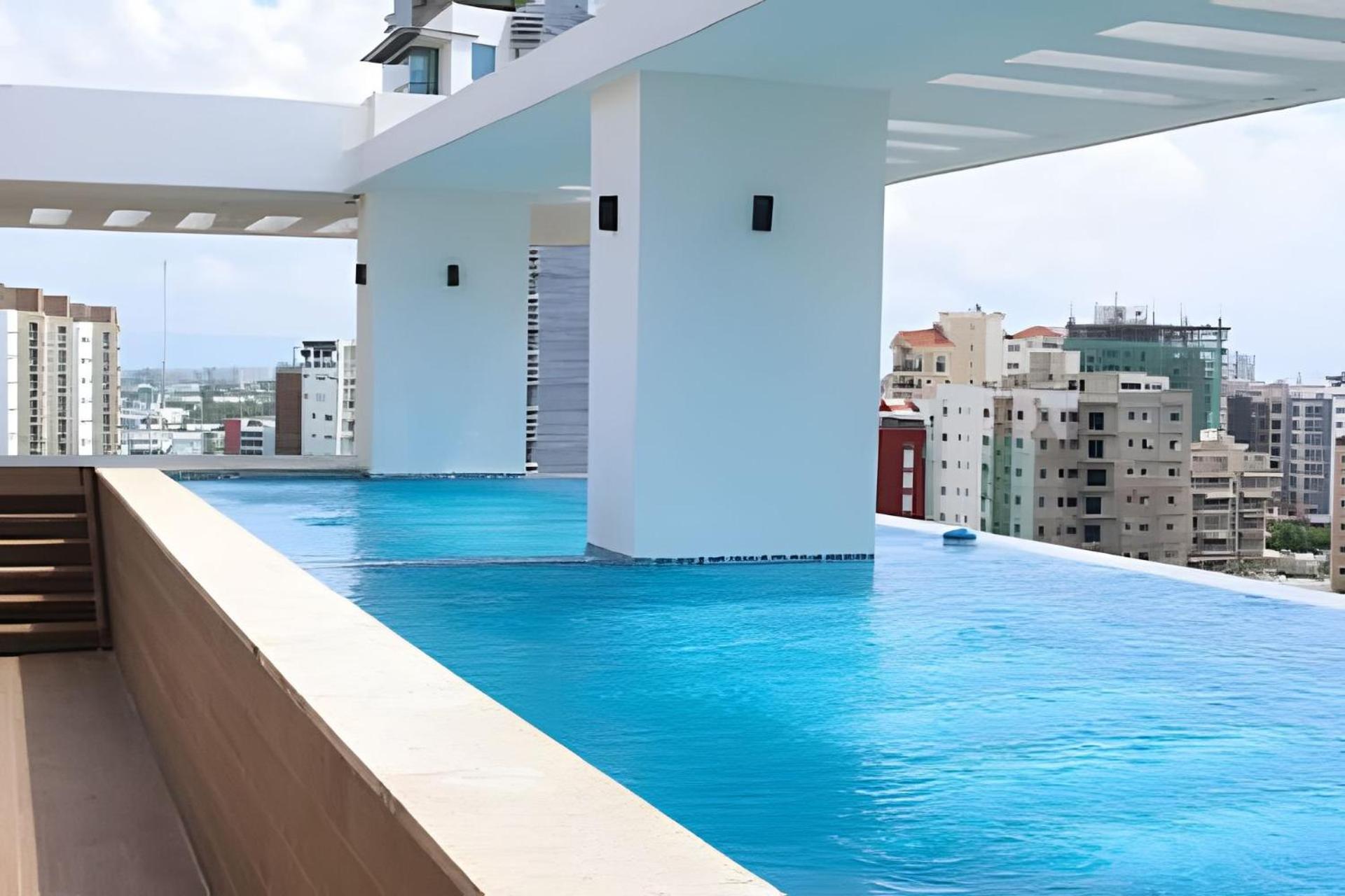 Downtown Suite| Infinity POOL 3mins Agora Mall