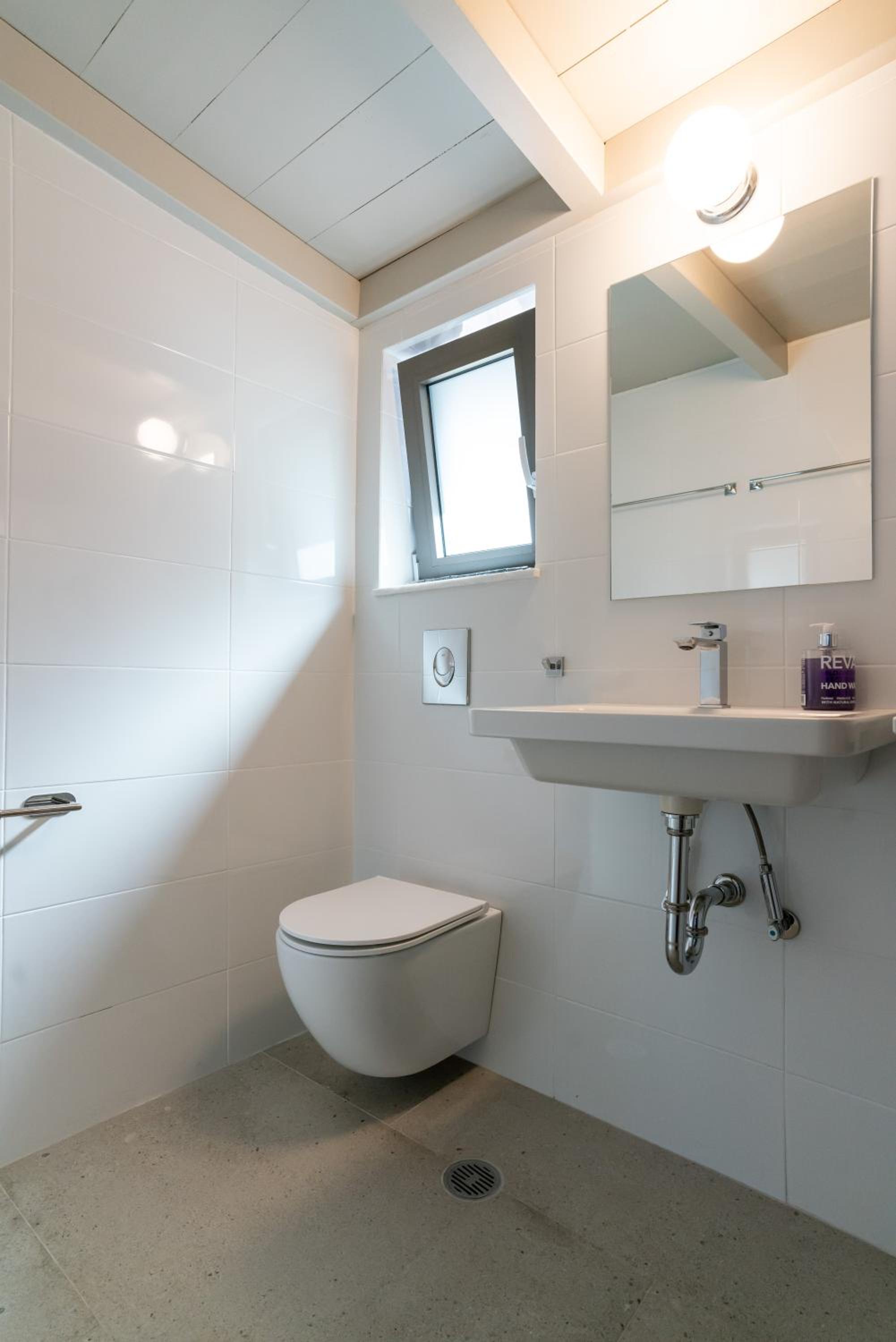 LEONIDIONHOUSES - The Lykoskufi Villas view 2