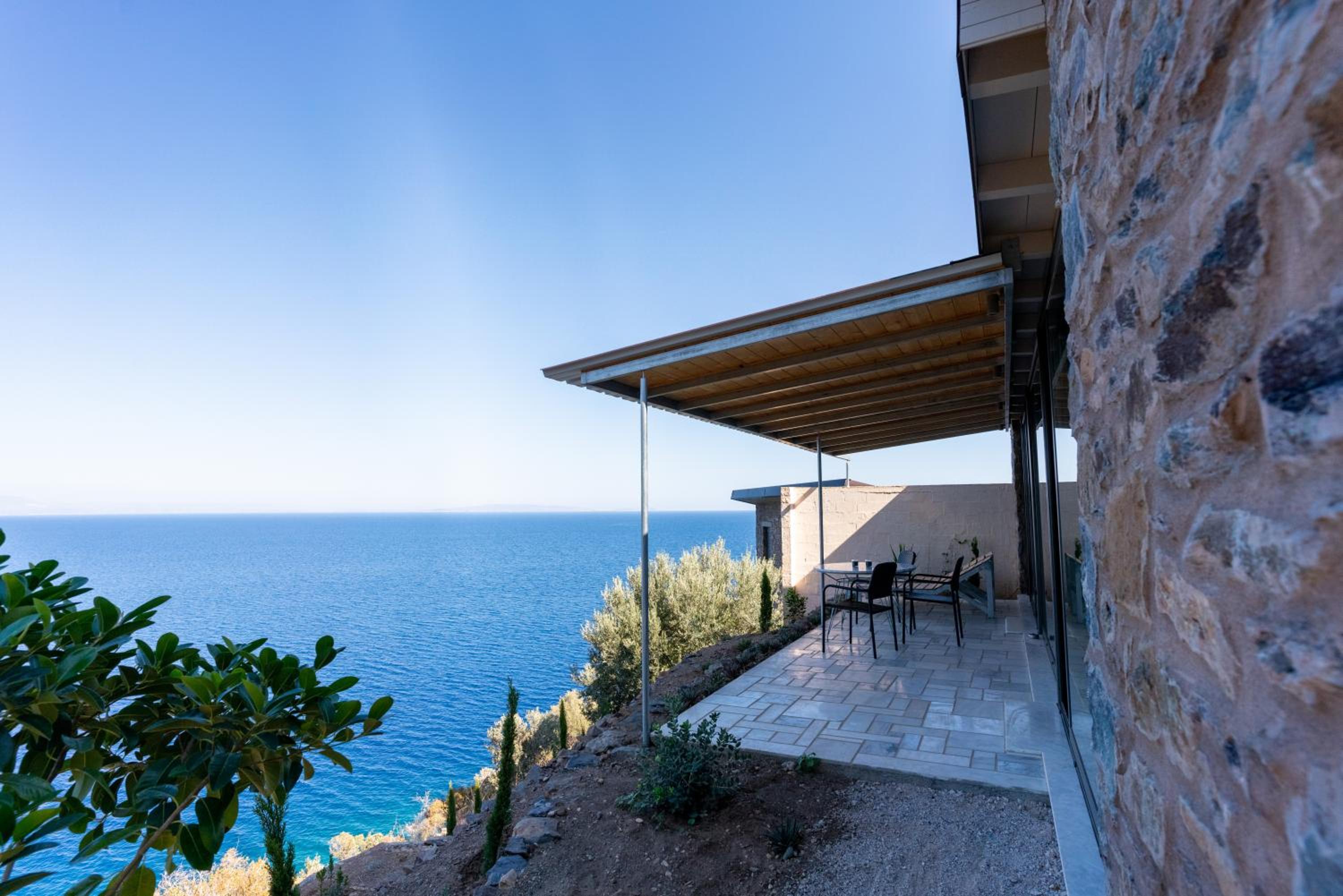 LEONIDIONHOUSES - The Lykoskufi Villas view 3