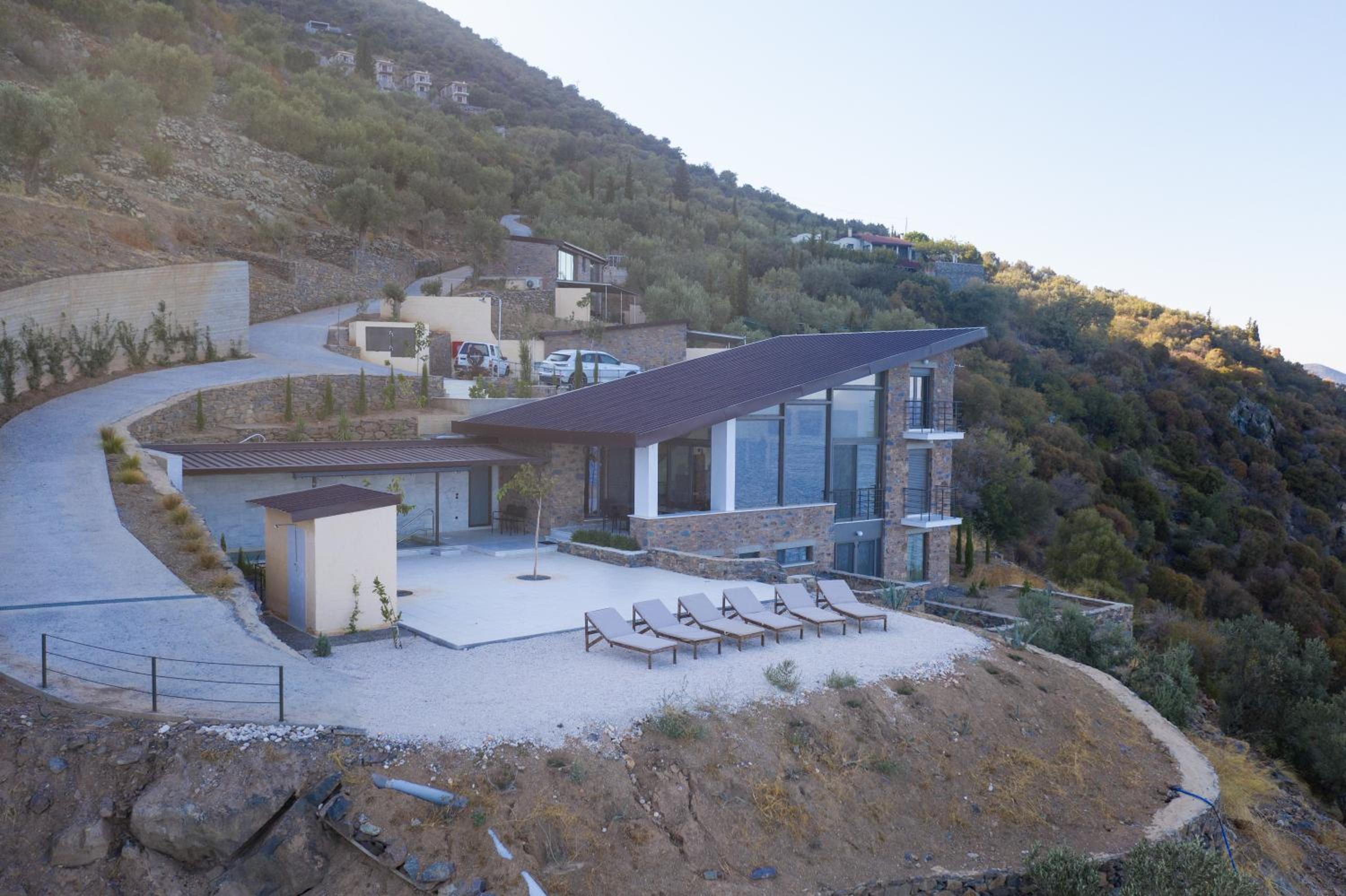 LEONIDIONHOUSES - The Lykoskufi Villas view 5
