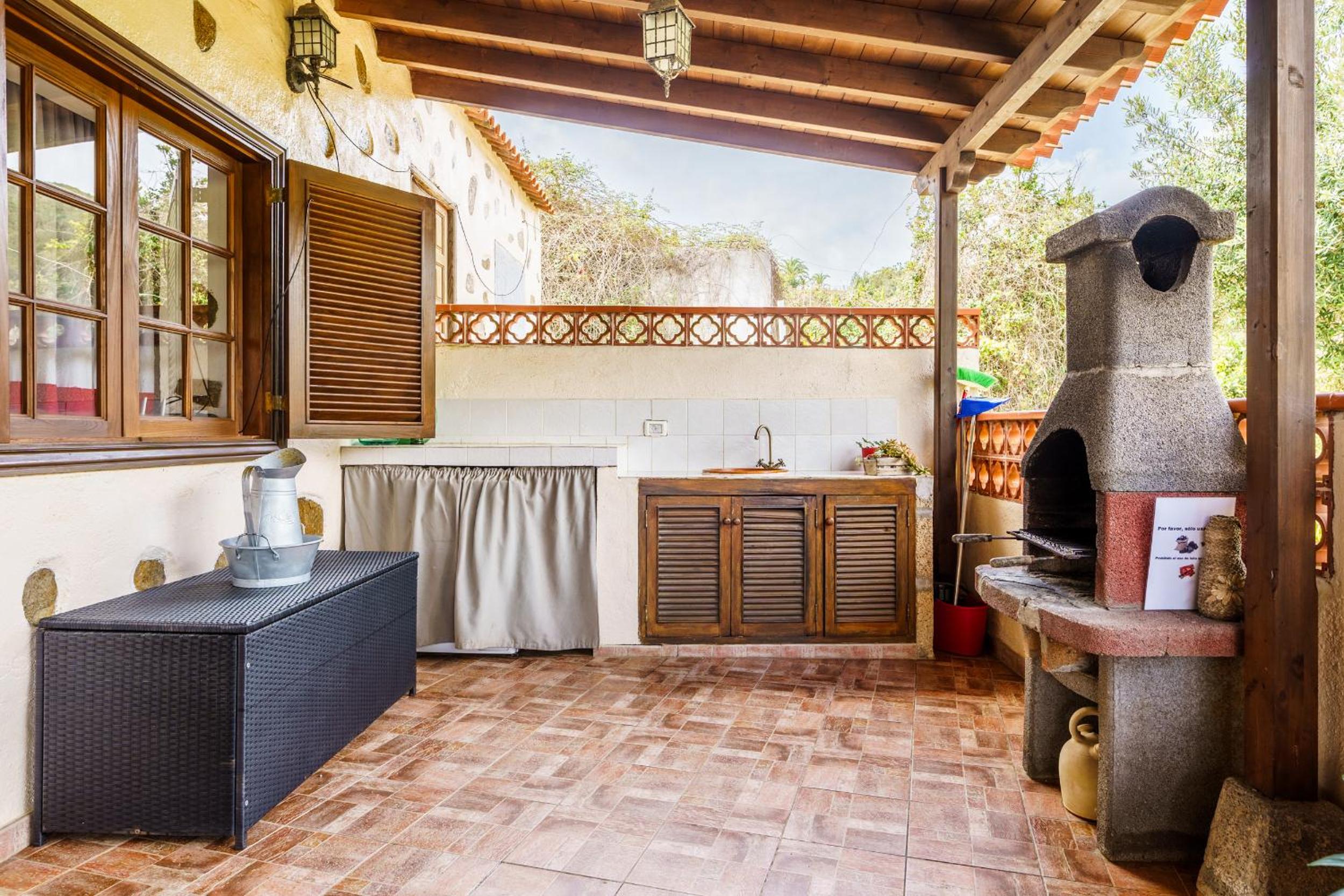 Rural House Mercedes-Solarium & Nature Views photo 4