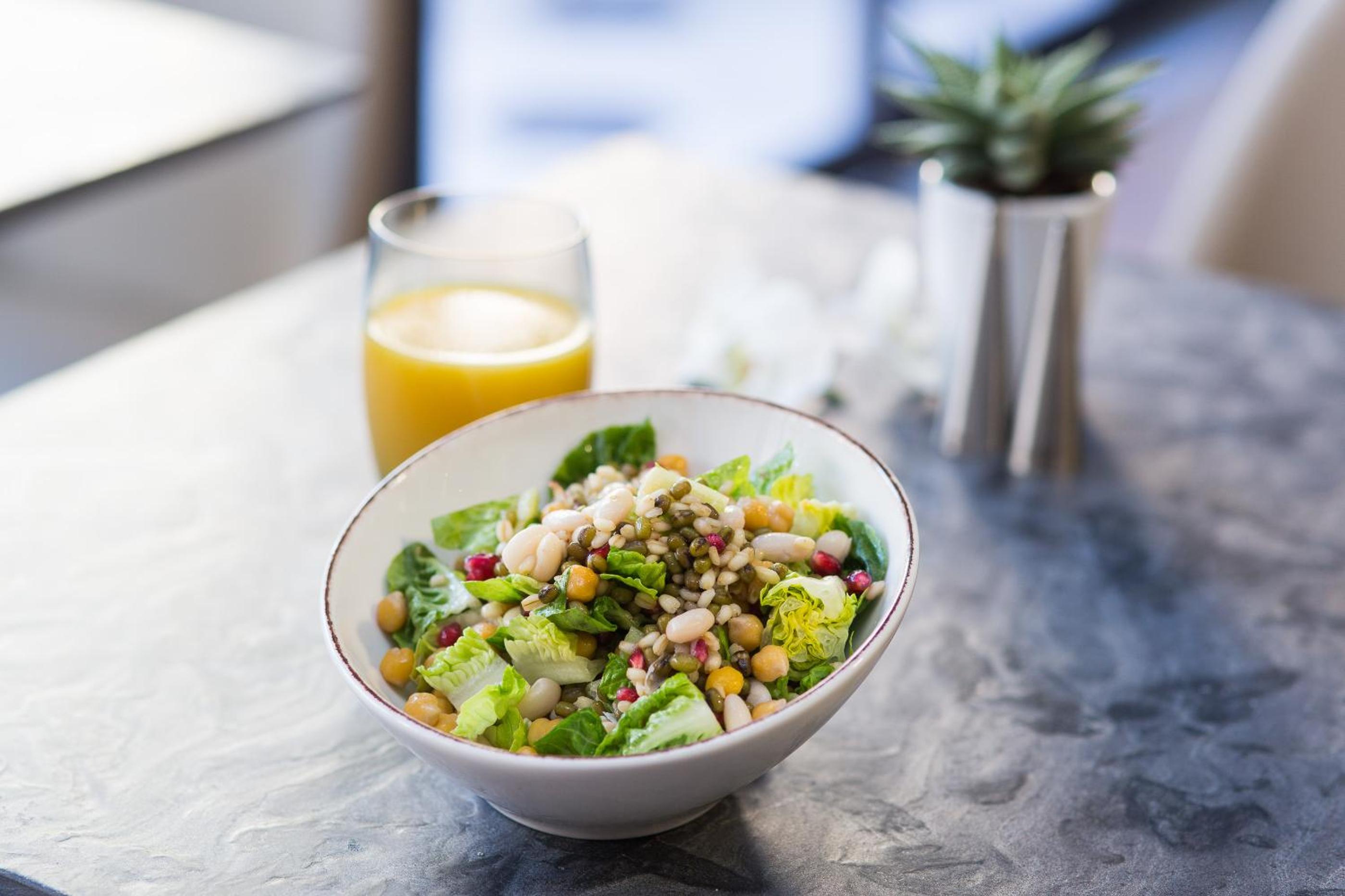 Maroon Otel Pera - Image 56