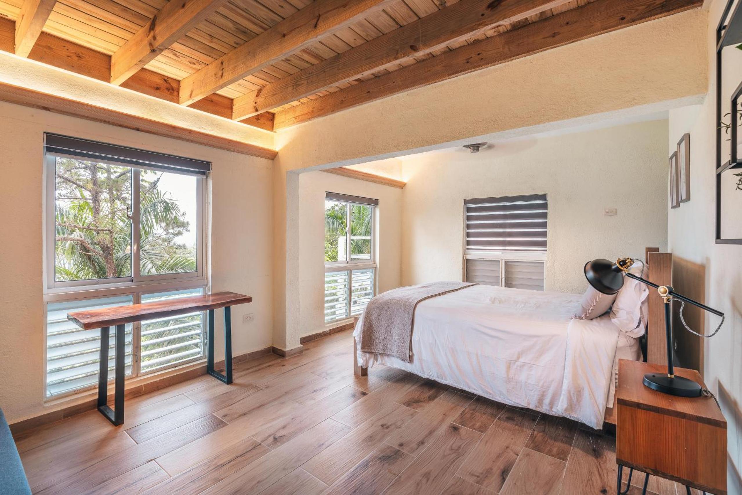 Majestic villa with stunning views in Jarabacoa