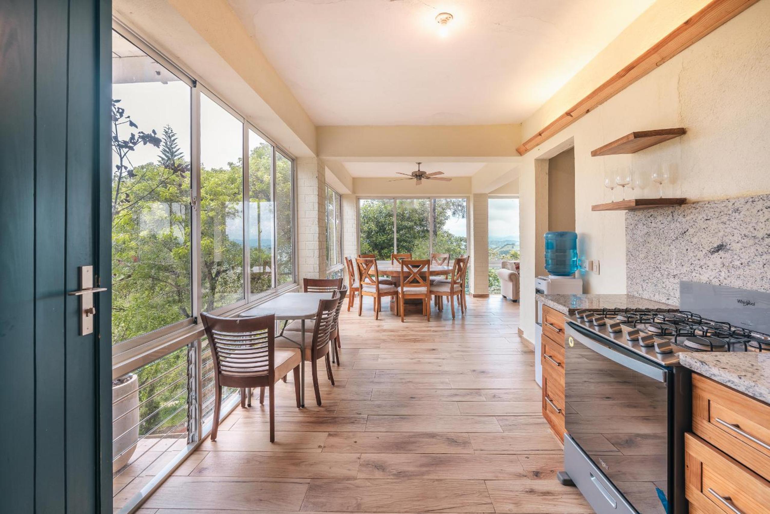 Majestic villa with stunning views in Jarabacoa