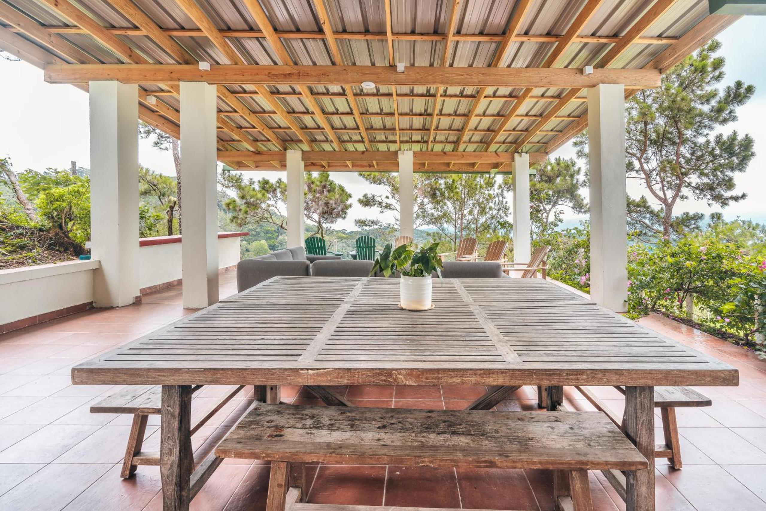 Majestic villa with stunning views in Jarabacoa