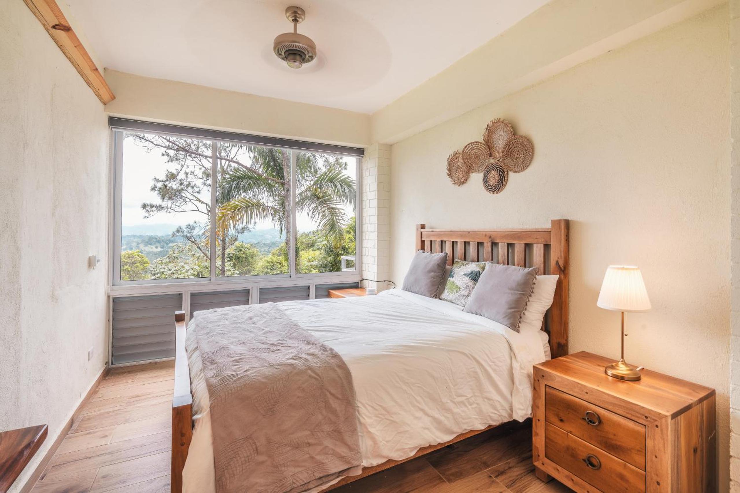 Majestic villa with stunning views in Jarabacoa