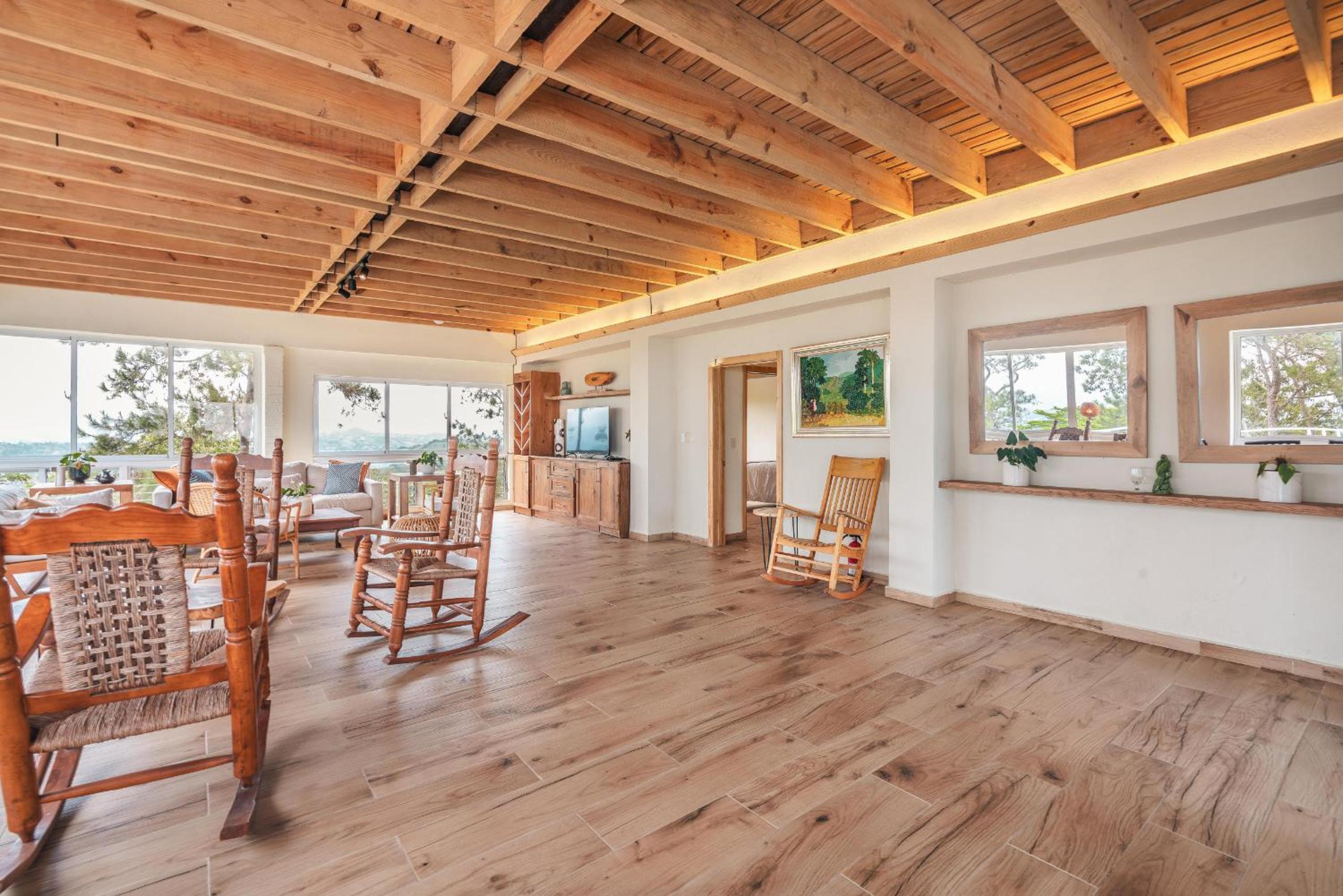 Majestic villa with stunning views in Jarabacoa