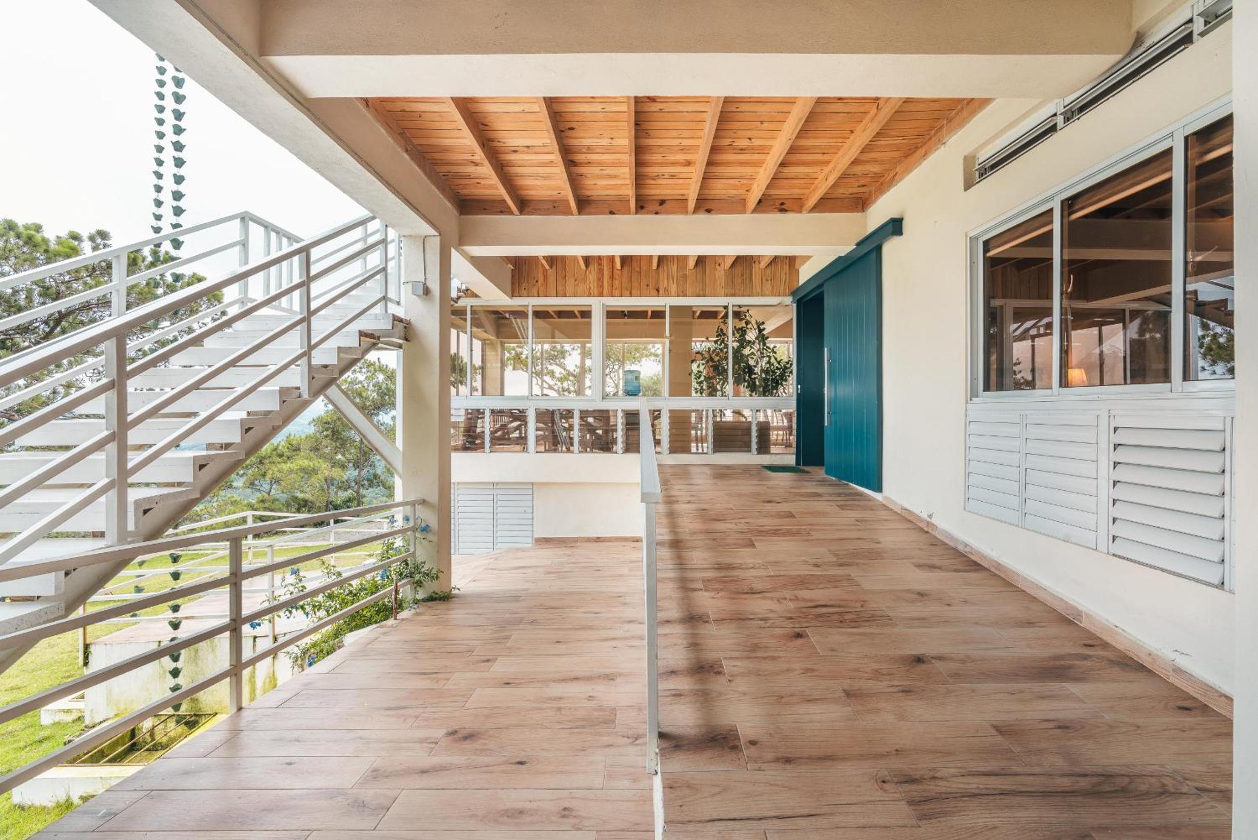 Majestic villa with stunning views in Jarabacoa