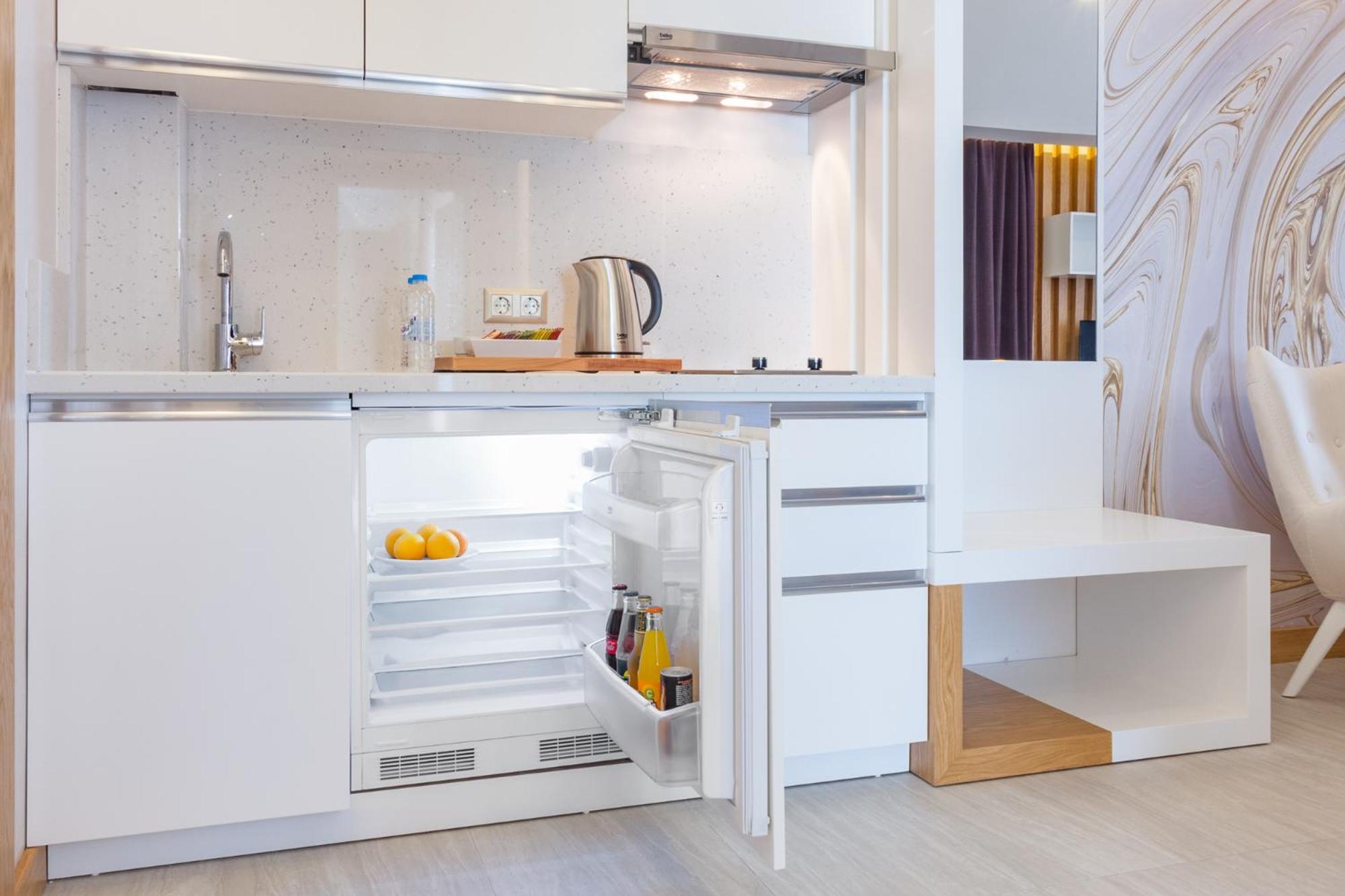 Graf Victor Otel - Image 33