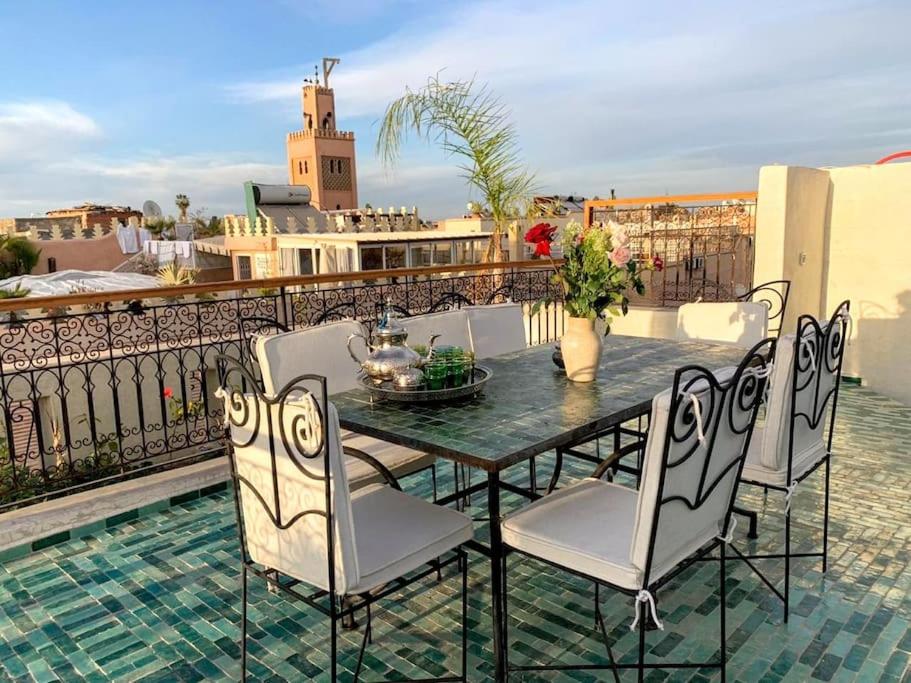 Riad LakLak Nouvelle 400m2 mit Pool in der Medina