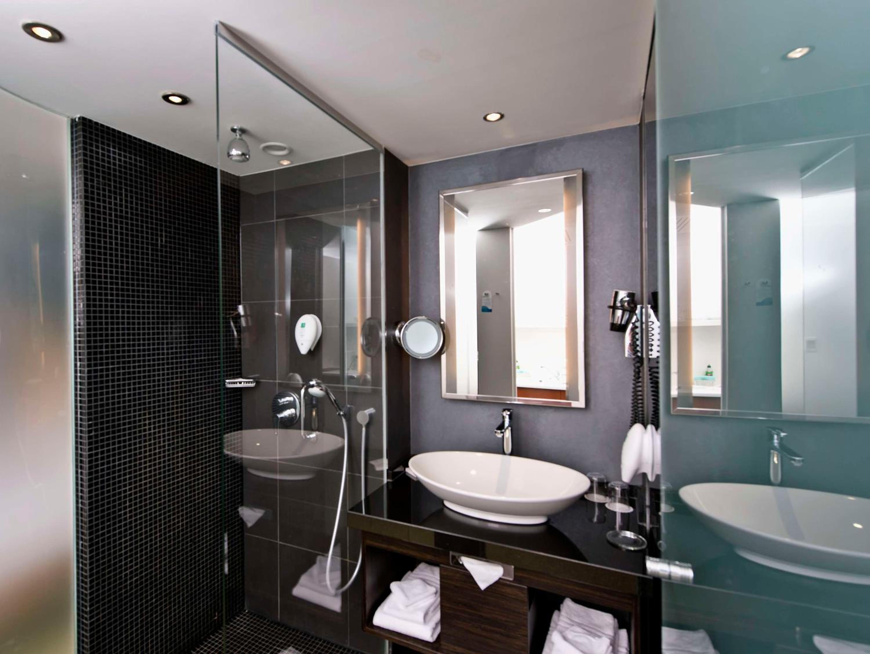 Dresden Vacations - Radisson Blu Park Hotel  Conference Centre - Property Image 74