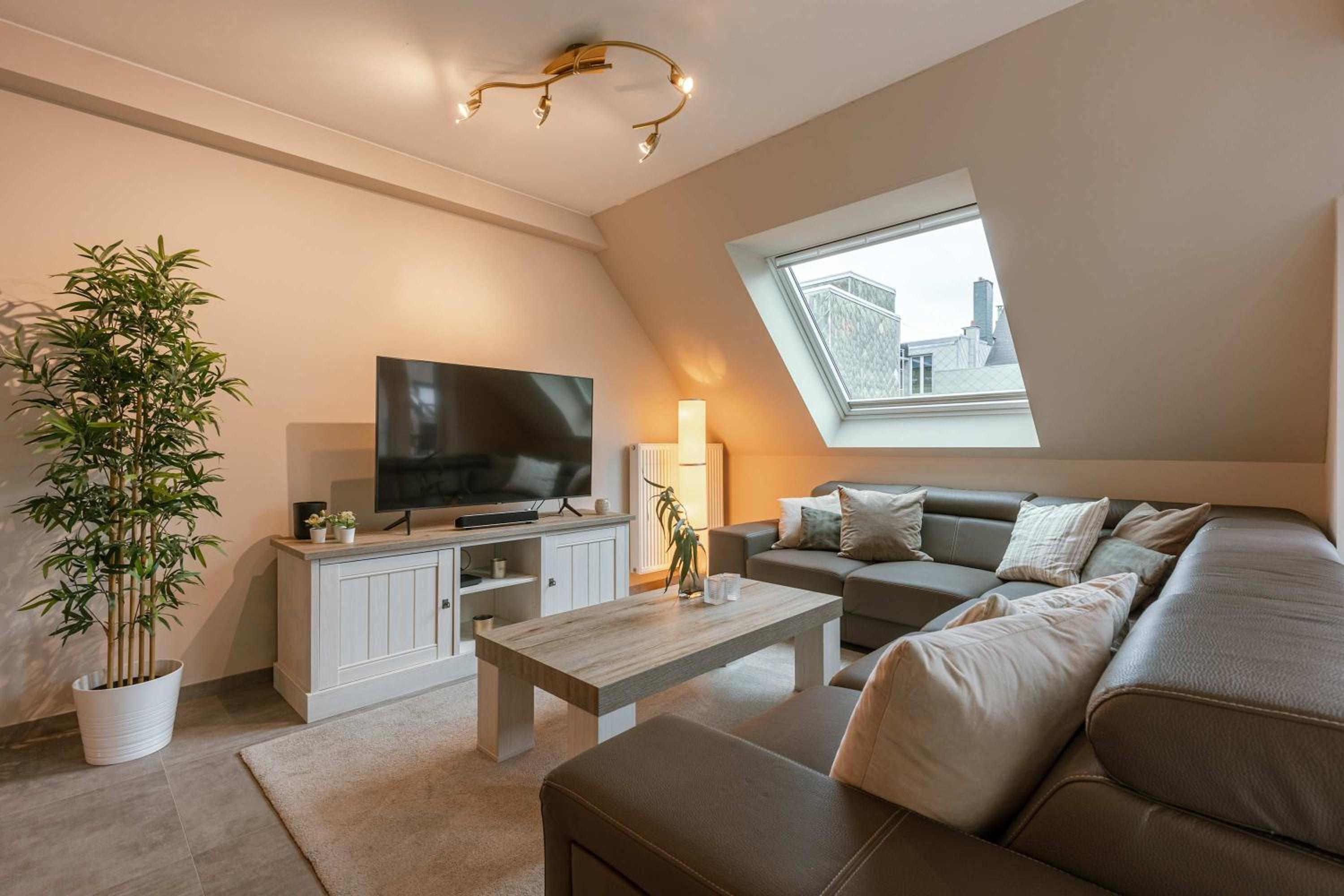 Huswell - Spacious 3-bedroom apartment in Oostende