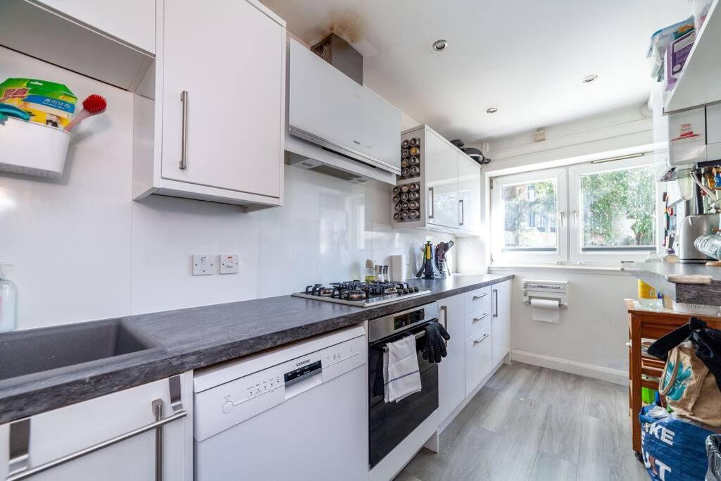 Chic and Cozy 3-Bed Flat near Kings Cross