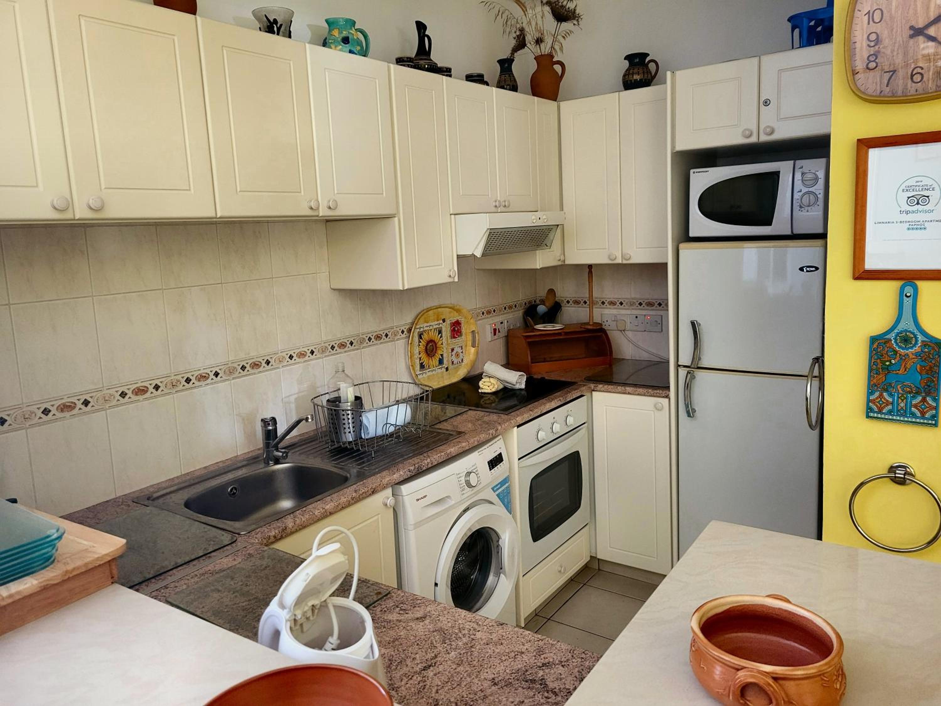 Award-winning 3-bedroom apartment near beach