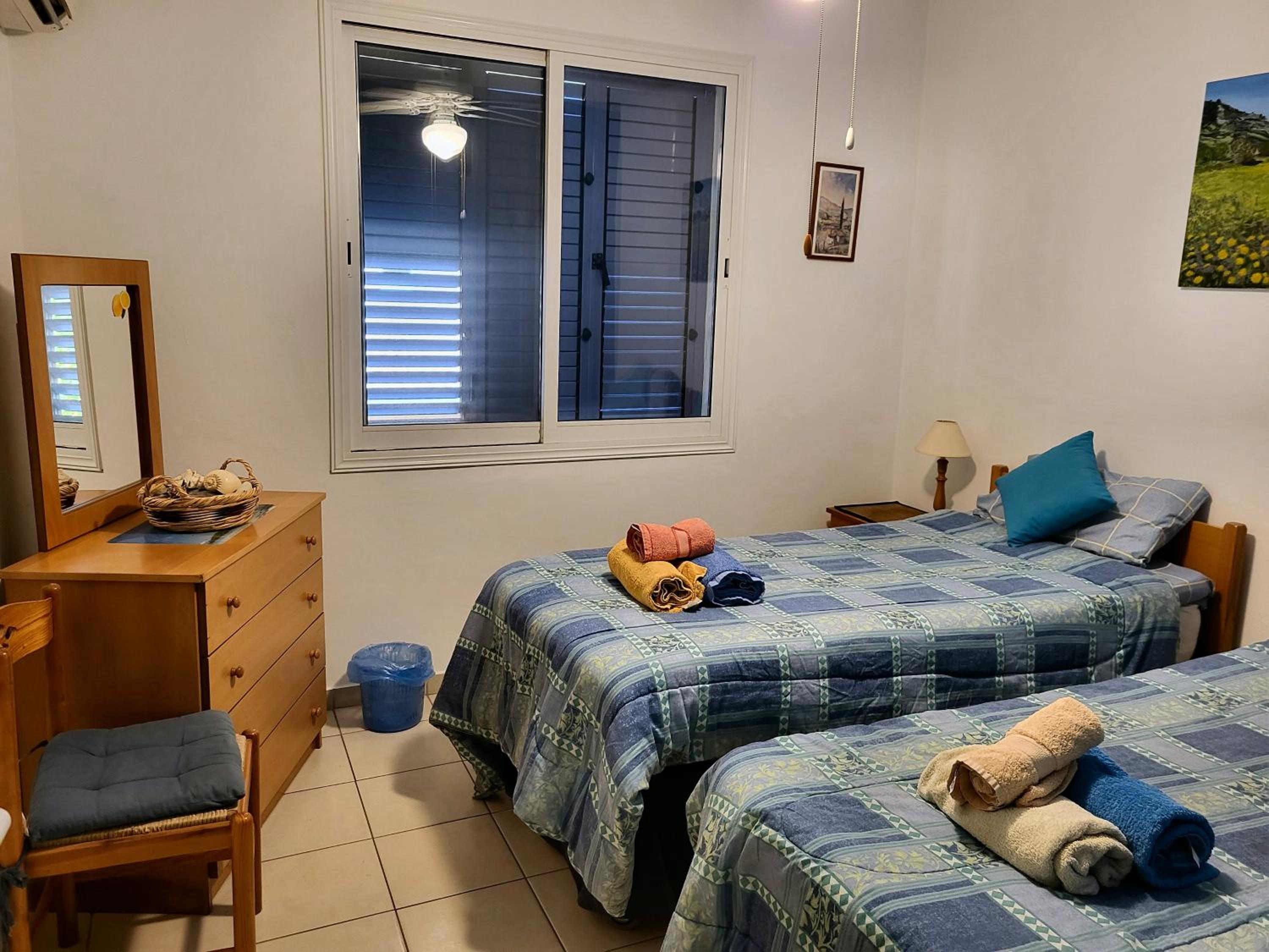 Award-winning 3-bedroom apartment near beach