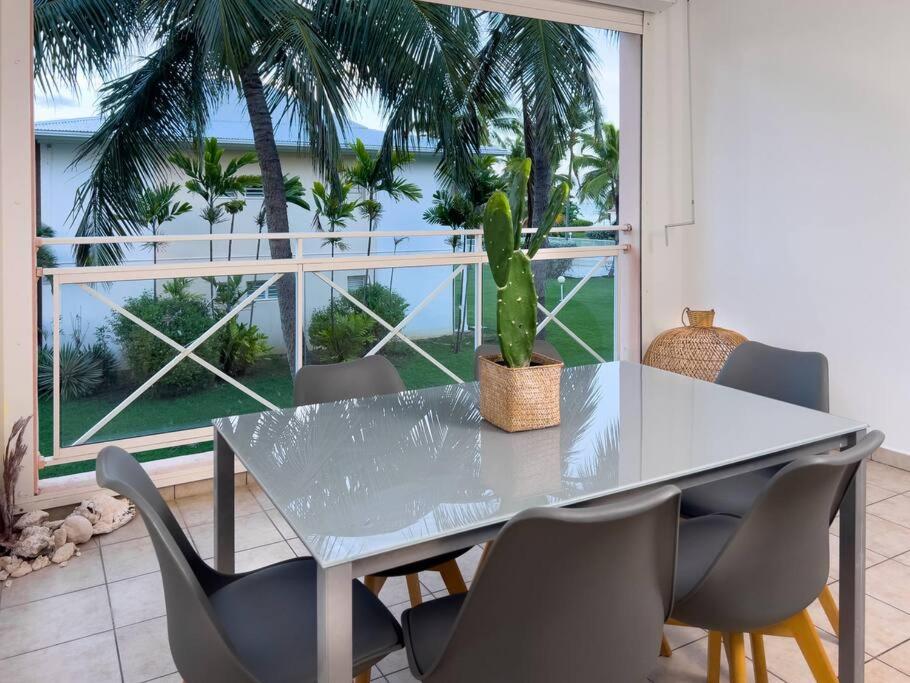 PROMO ! Crystal Beach Suite à 2 min de la plage des raisins clairs