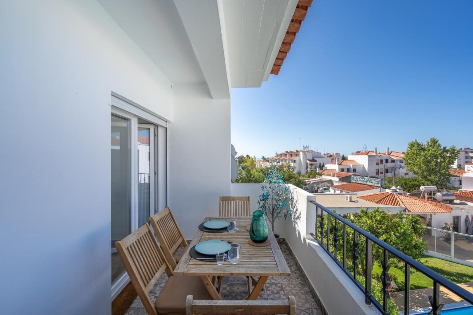 Beco do Sol, Albufeira view 4