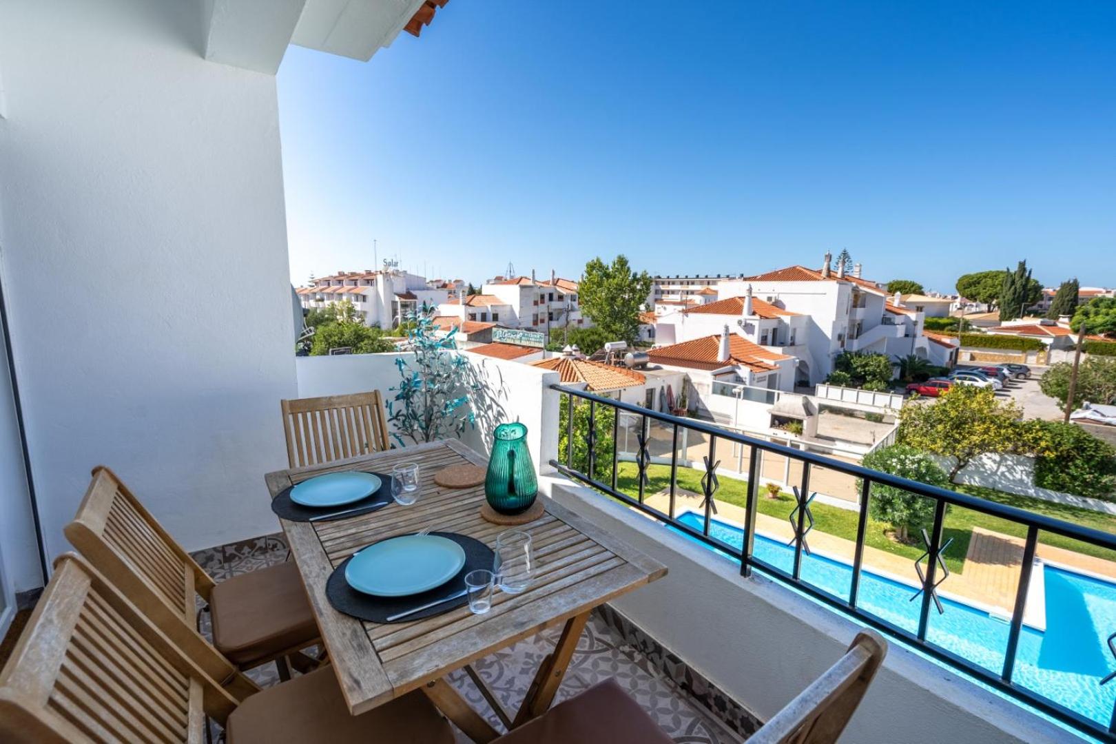 Beco do Sol, Albufeira view 3