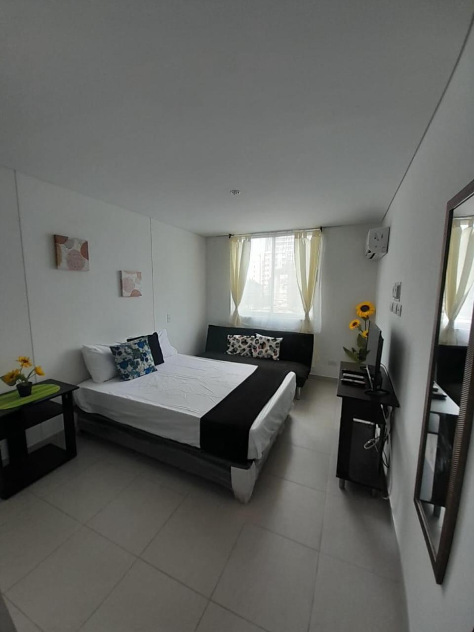 Apartamento en El Rodadero con piscina y jacuzzi
