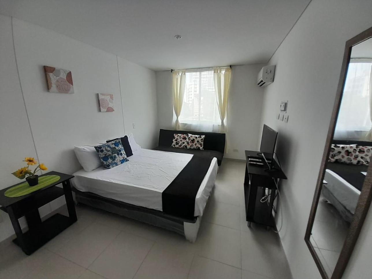 Apartamento en El Rodadero con piscina y jacuzzi