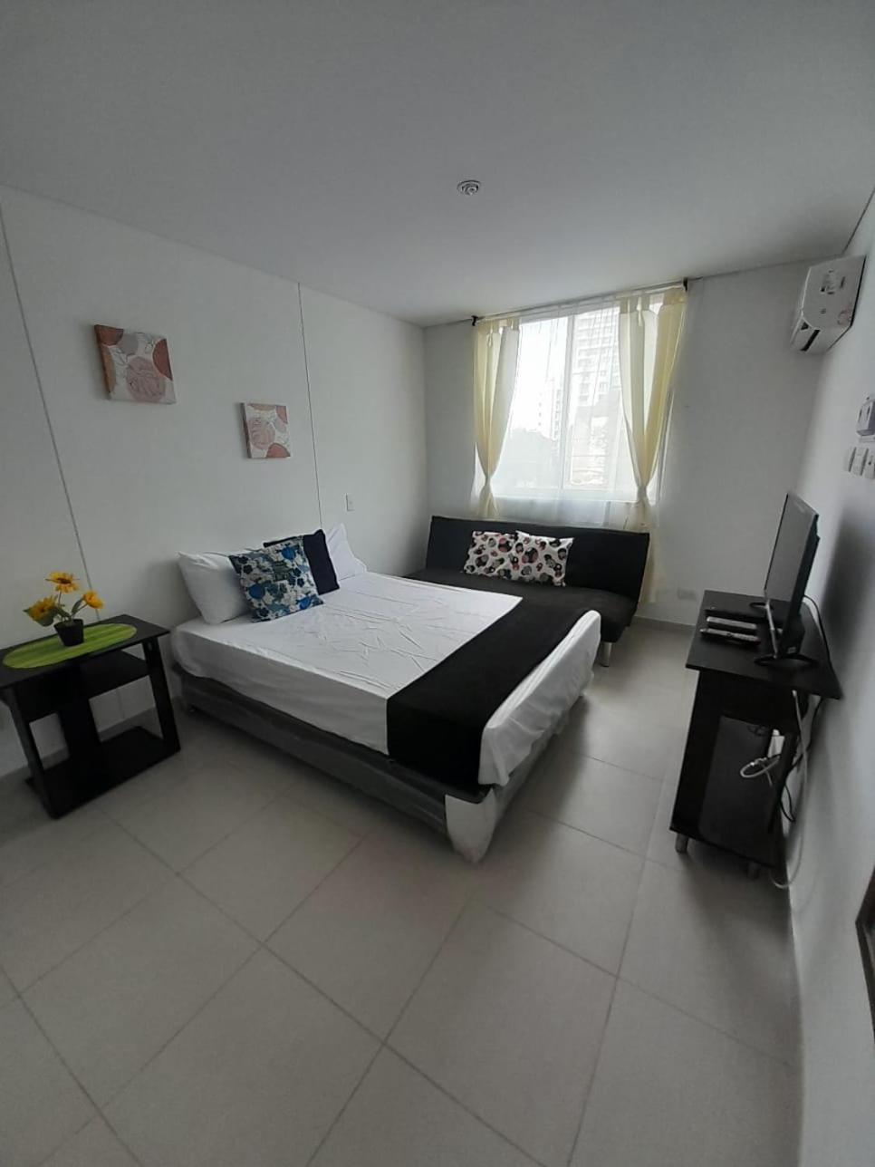 Apartamento en El Rodadero con piscina y jacuzzi