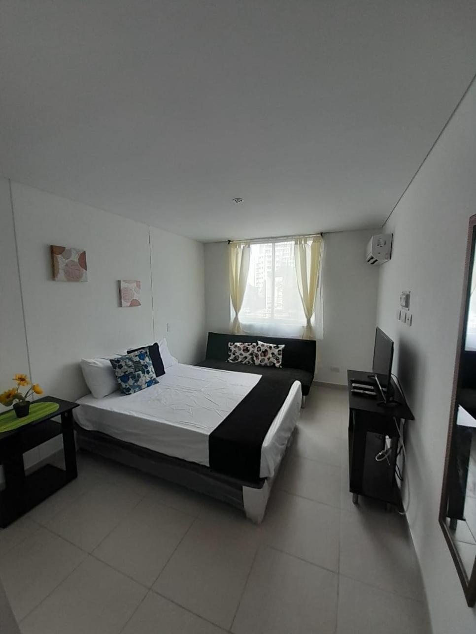 Apartamento en El Rodadero con piscina y jacuzzi