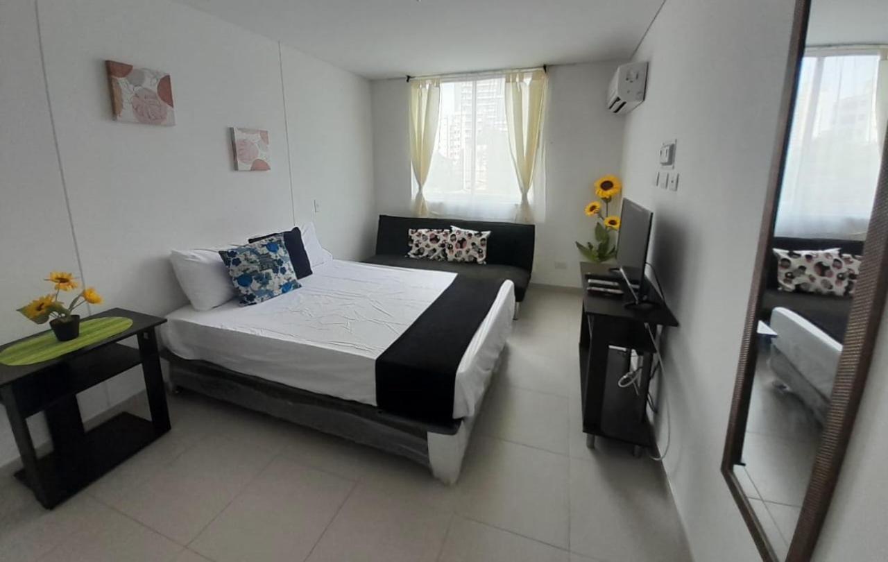 Apartamento en El Rodadero con piscina y jacuzzi