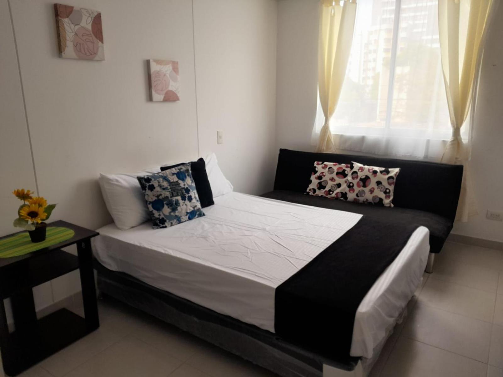 Apartamento en El Rodadero con piscina y jacuzzi