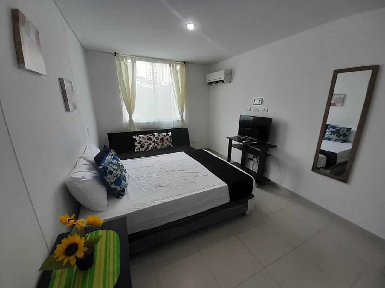 Apartamento en El Rodadero con piscina y jacuzzi