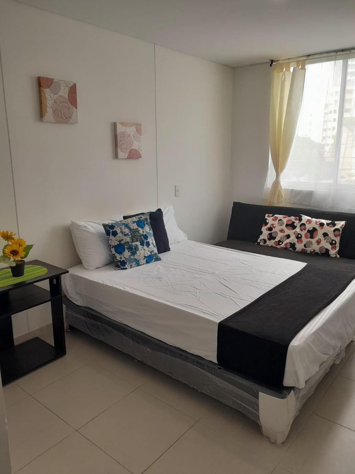Apartamento en El Rodadero con piscina y jacuzzi
