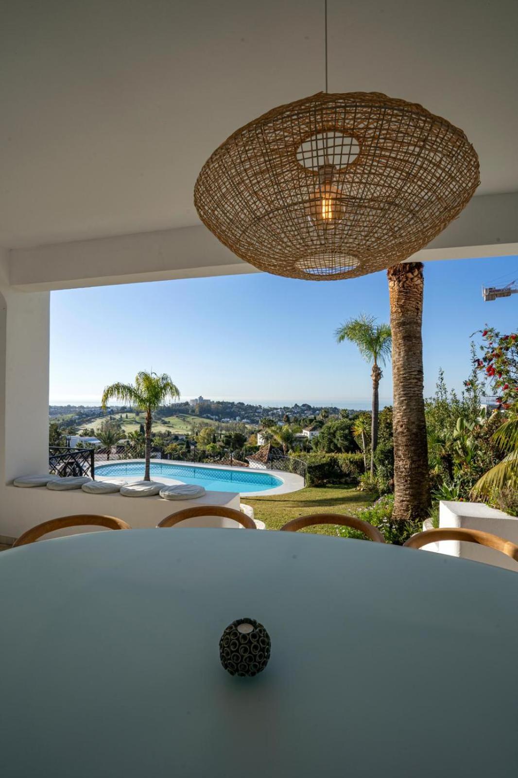 Villa de Luxe avec Vue Époustouflante