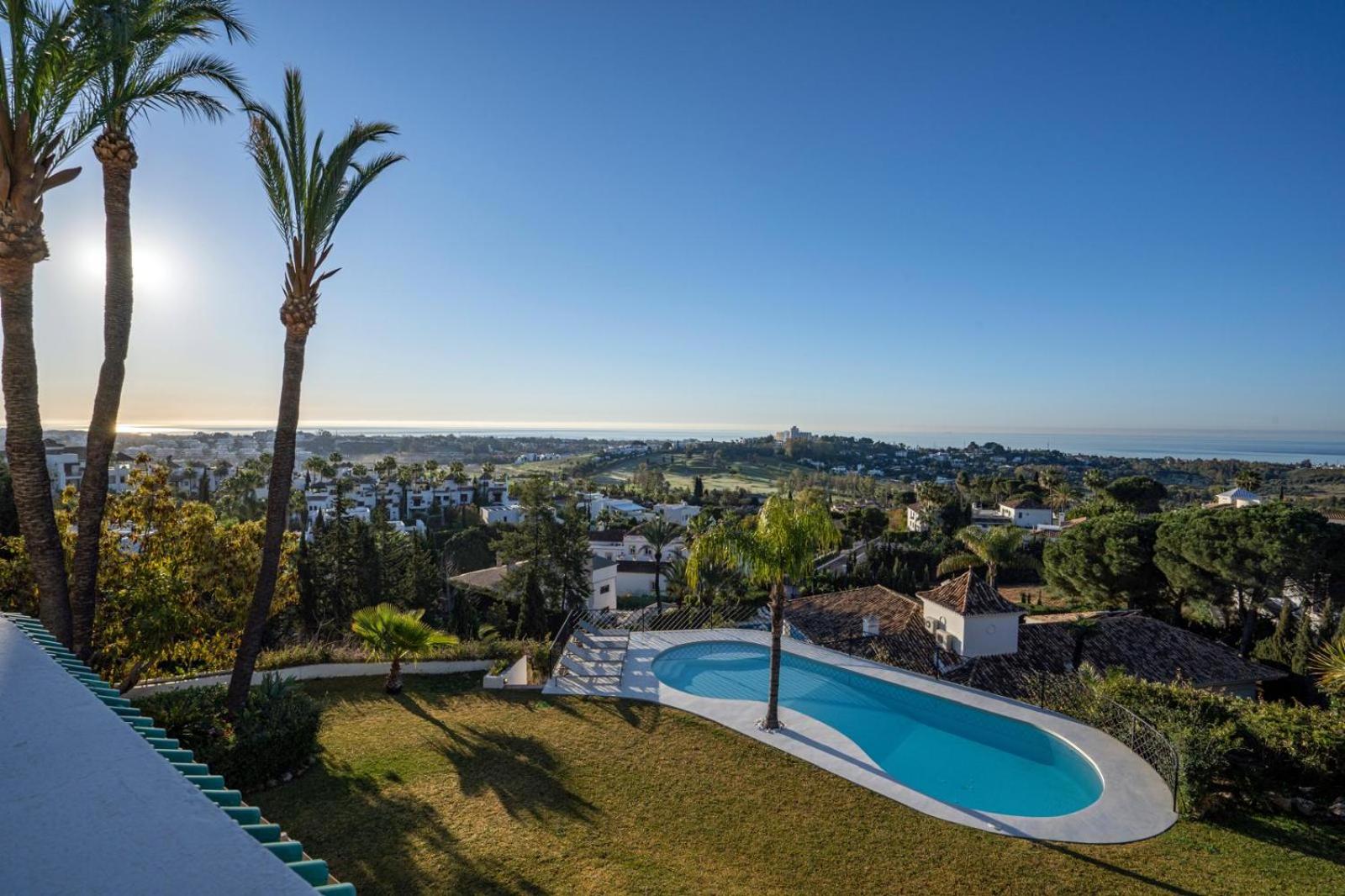 Villa de Luxe avec Vue Époustouflante