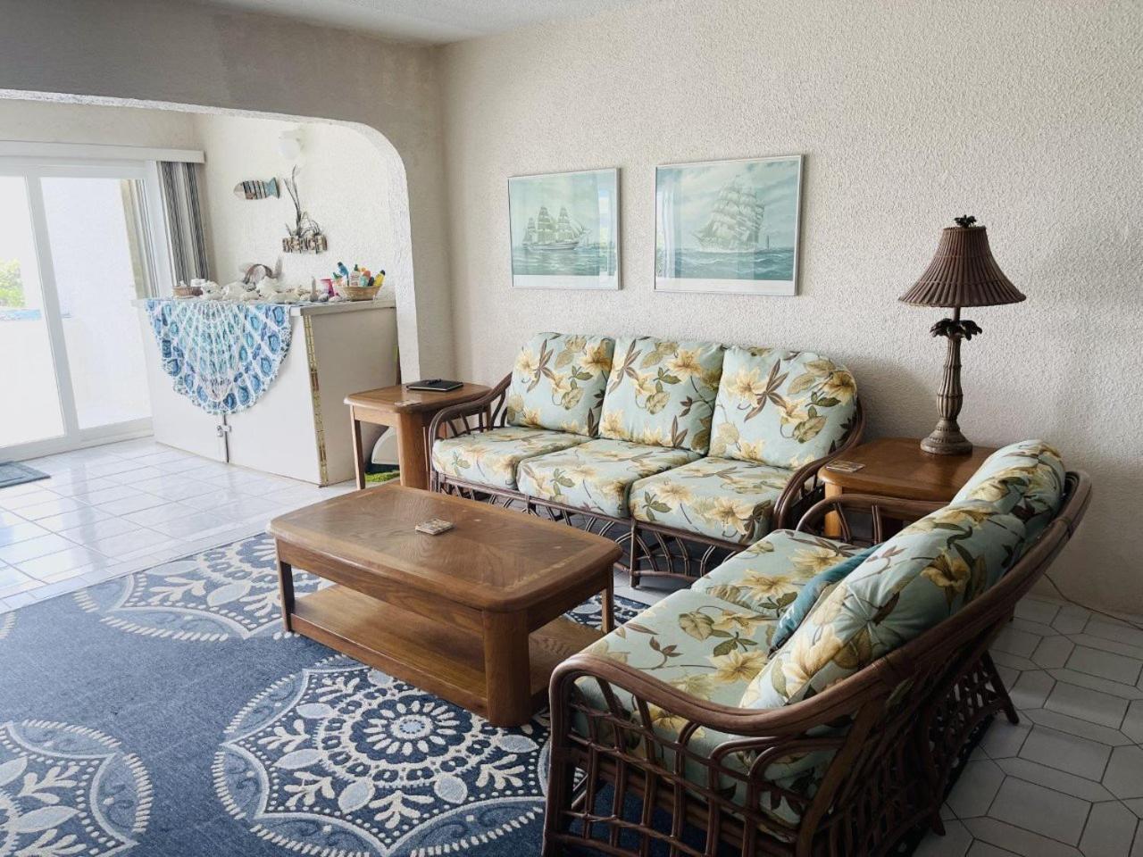 Welcome to Sandy Shores 2 Bedrooms 2 baths Ocean Views view 4