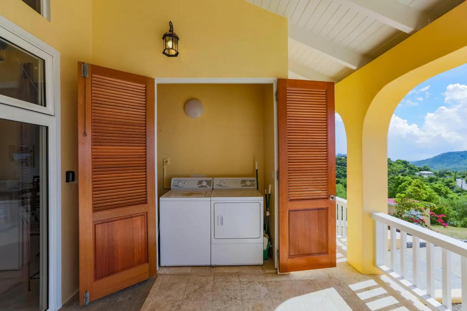 Fantasea On Top of the World 5 Bedrooms 3 Baths Private Pool view 2