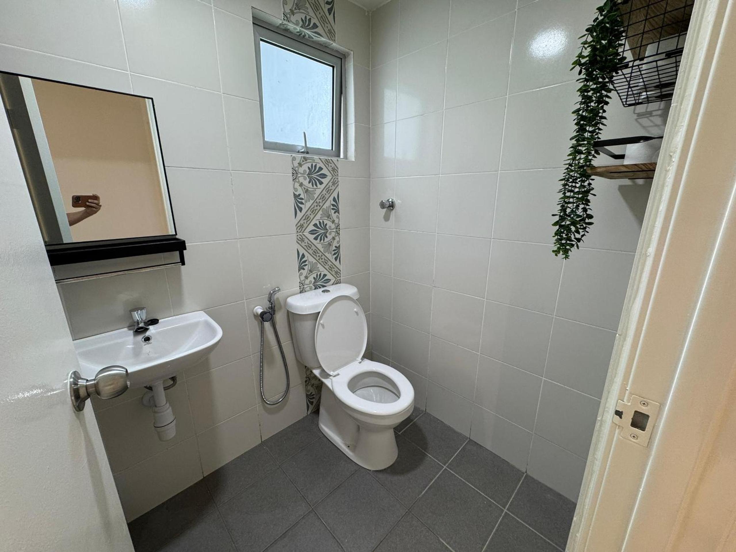 ANDERSON 2 Room Suite for 6-7 pax