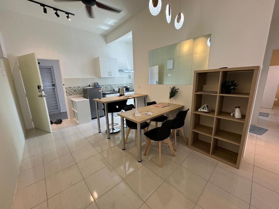 ANDERSON 2 Room Suite for 6-7 pax