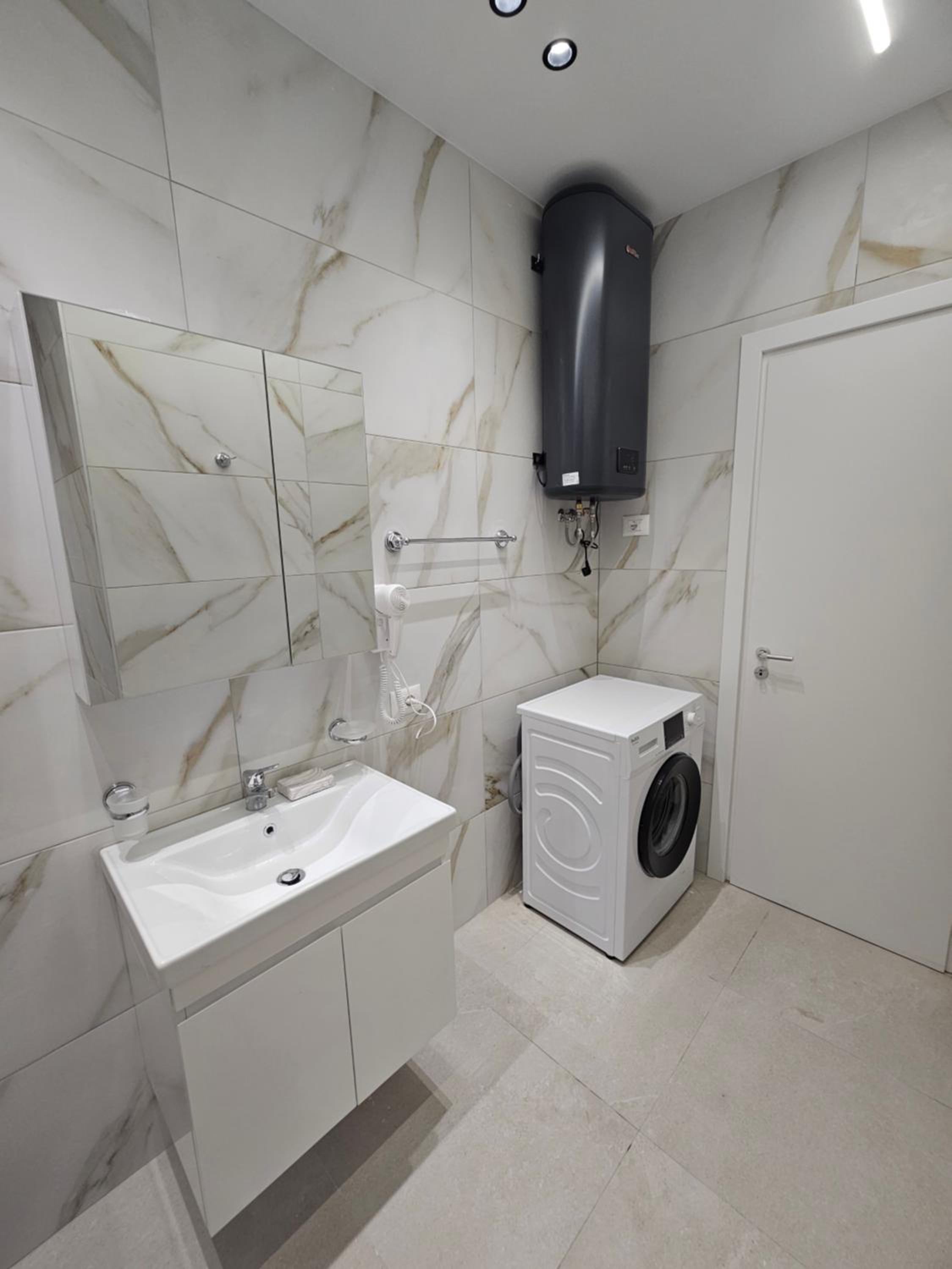 Amara Apartment