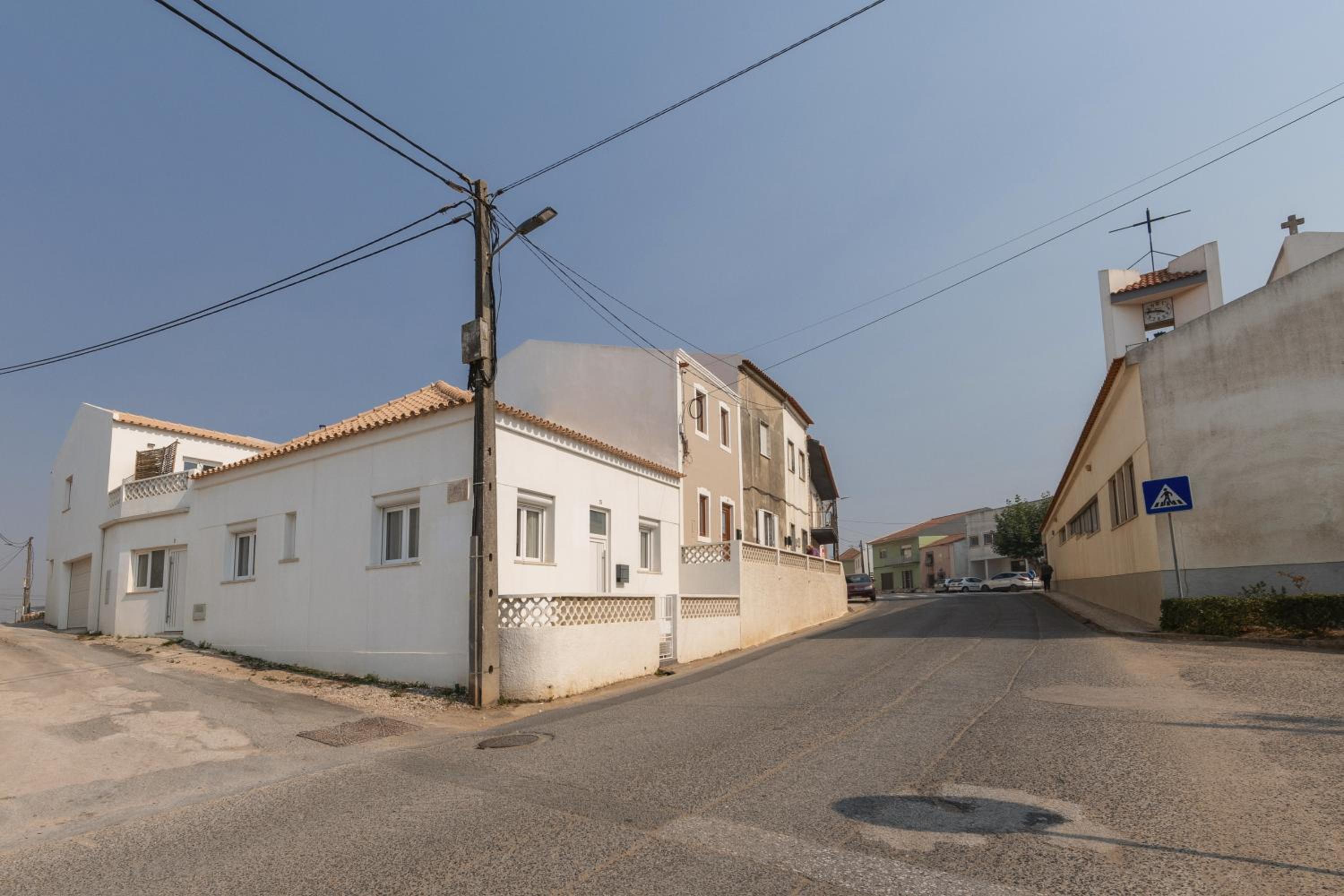 Surf & Chill Peniche Villa view 3